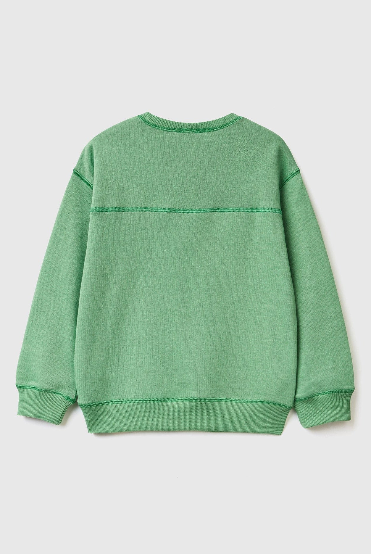 يونايتد كولورز اوف بينيتون بلوفر اطفالي من القماش بتطريز عالصدر