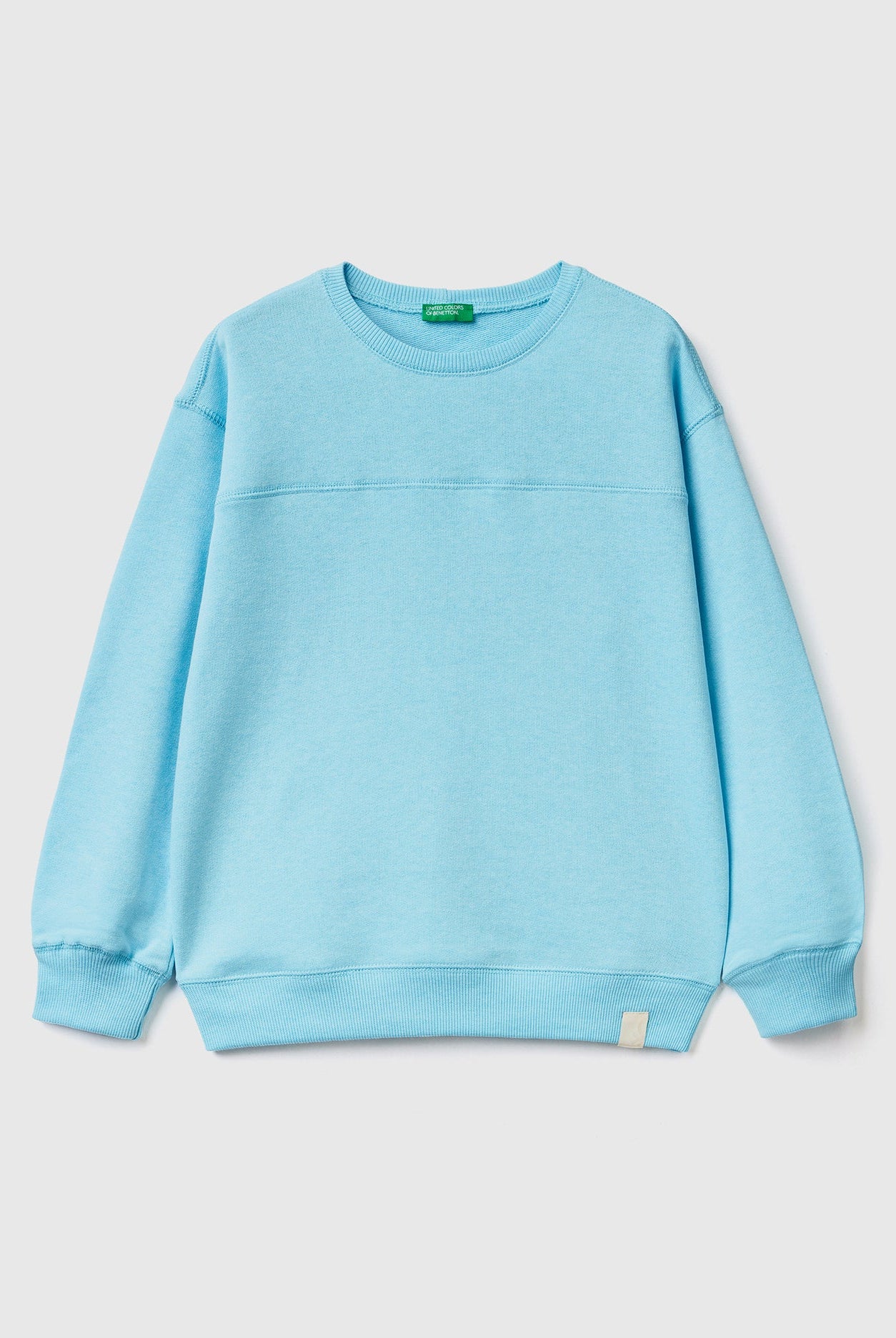 يونايتد كولورز اوف بينيتون بلوفر اطفالي من القماش بتطريز عالصدر