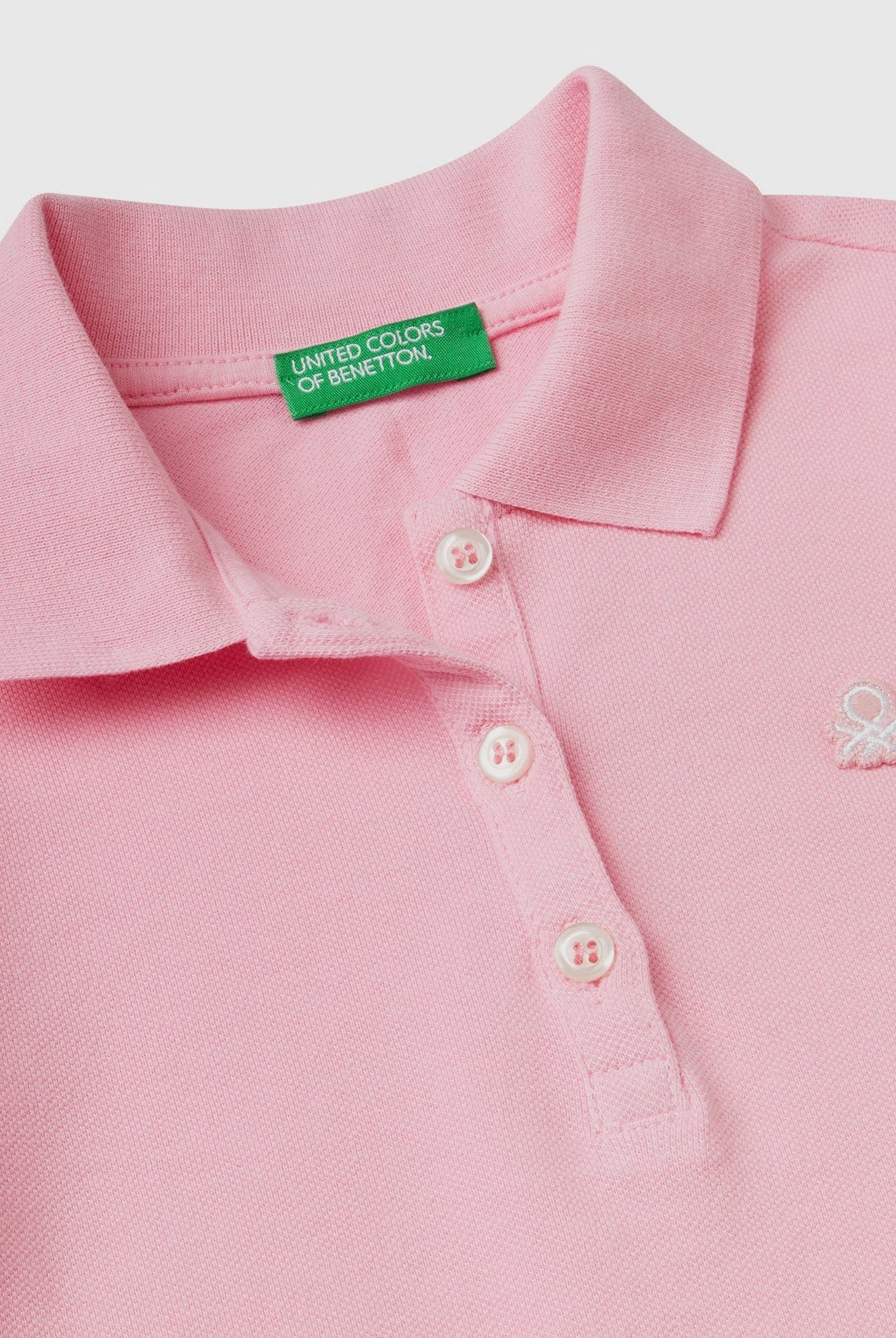 يونايتد كولورز اوف بينيتون تي شيرت بولو بناتي بقصة عادية من القطن العضوي