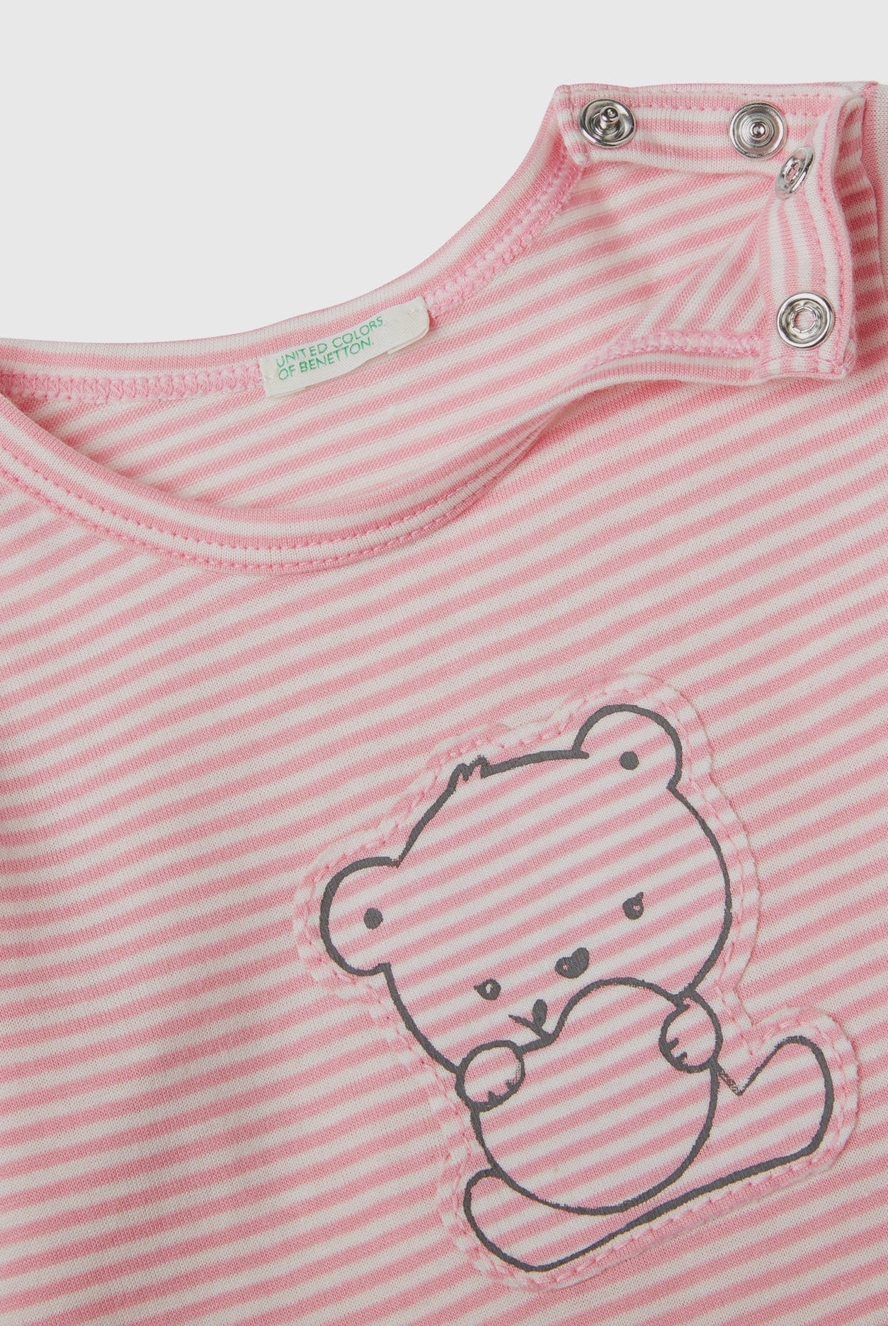 يونايتد كولورز اوف بينيتون طقم مواليد من القطن العضوي 100%