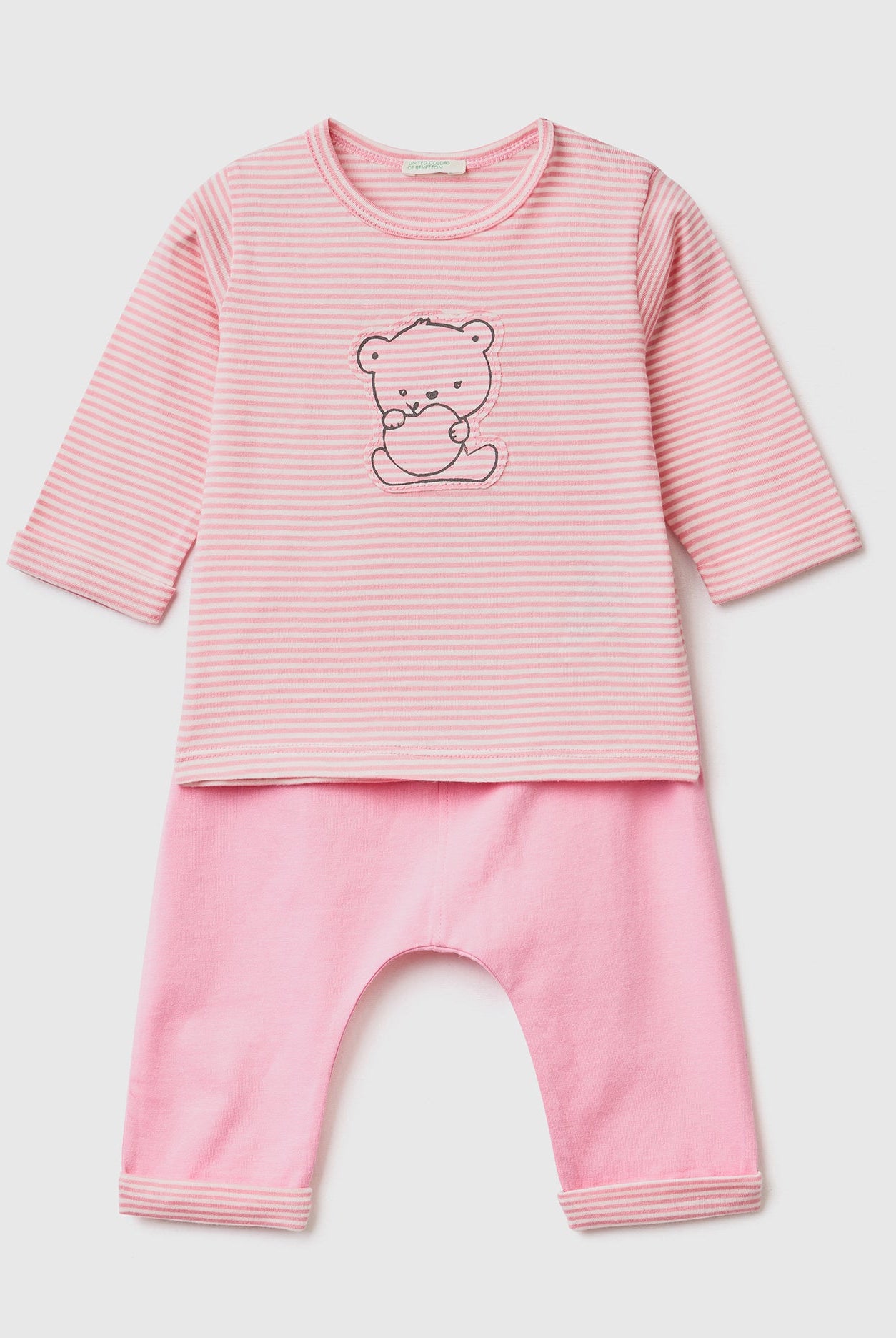 يونايتد كولورز اوف بينيتون طقم مواليد من القطن العضوي 100%