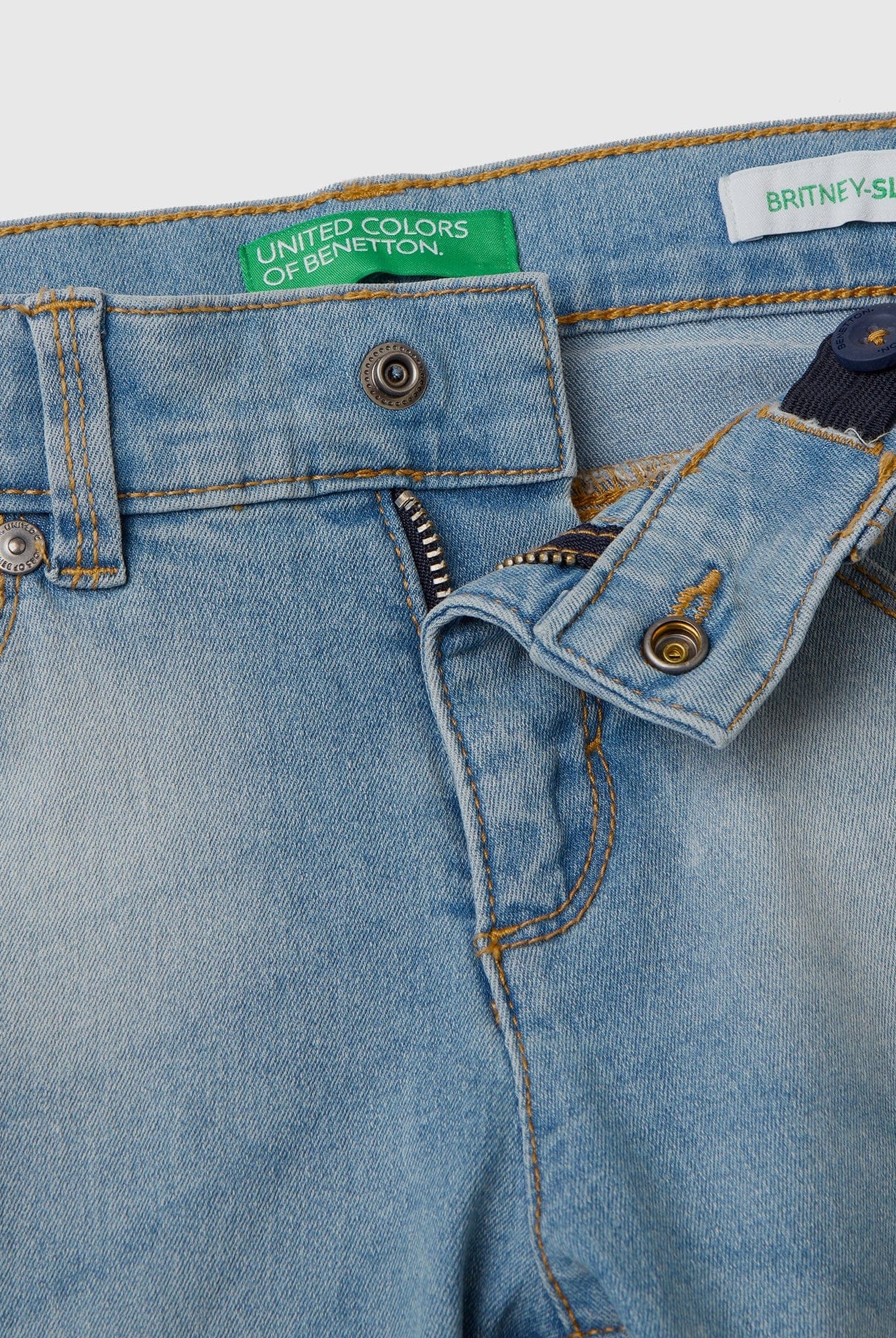 يونايتد كولورز اوف بينيتون بنطلون جينز اطفالي سليم فيت بخمس جيوب