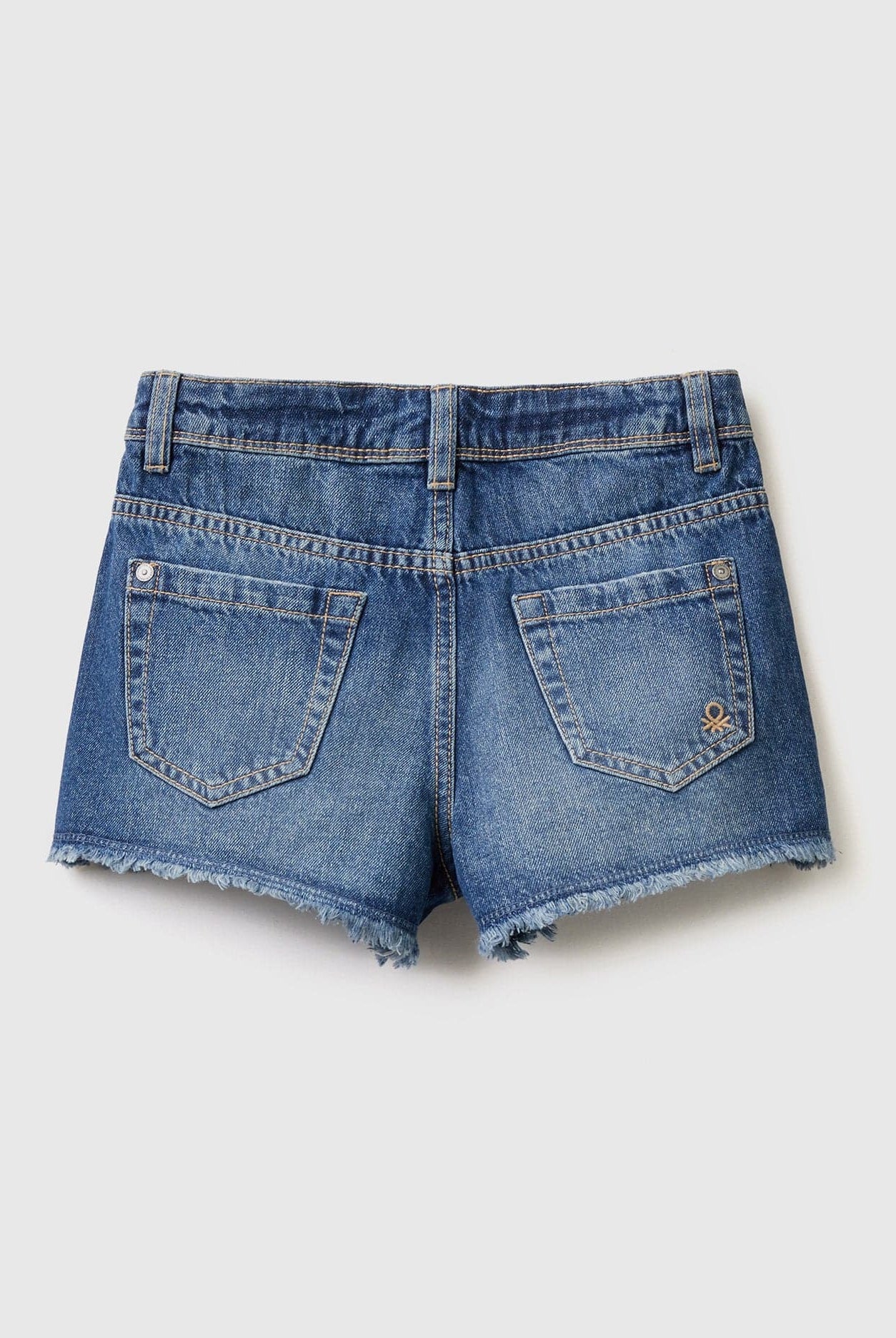 يونايتد كولورز اوف بينيتون شورت جينز اطفالي مقطع