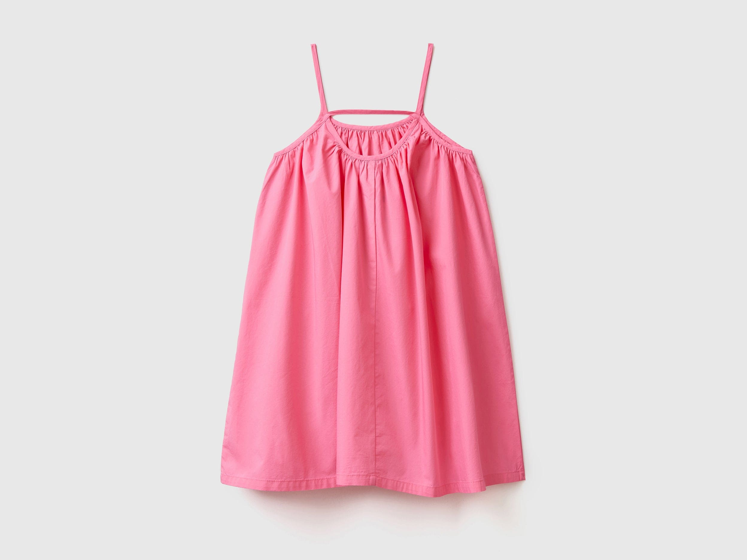 ูููุงูุชุฏ ููููุฑุฒ ุงูู ุจูููุชูู ูุณุชุงู ุฎููู ุงุทูุงูู ุจุฃุญุฒู
ุฉ