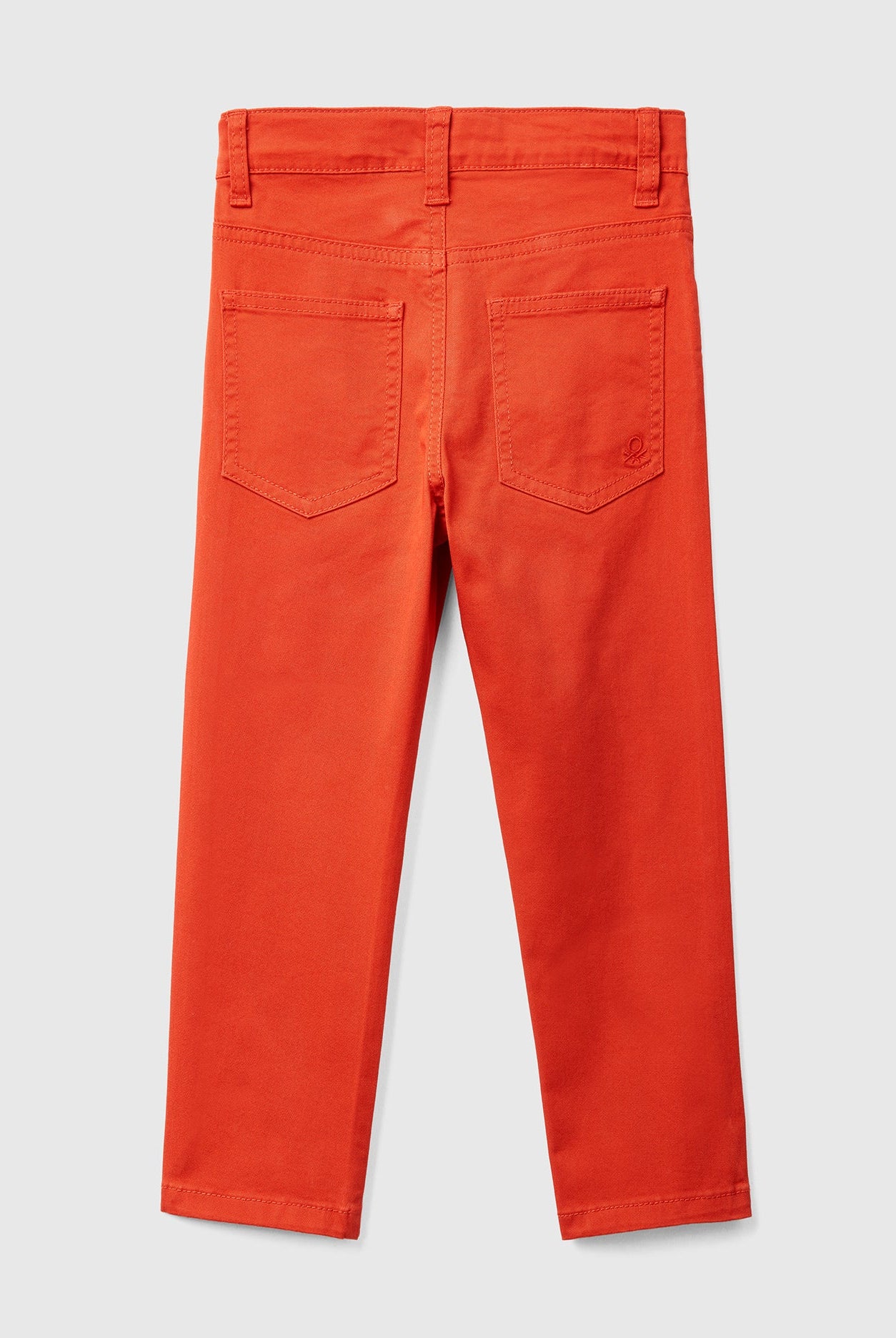 يونايتد كولورز اوف بينيتون بنطلون ضيق اولادي بخمسة جيوب