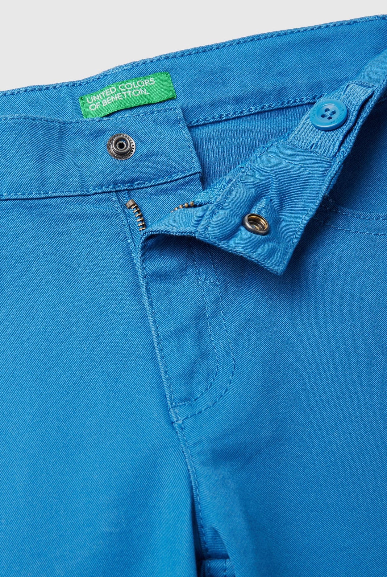 يونايتد كولورز اوف بينيتون بنطلون ضيق اولادي بخمسة جيوب