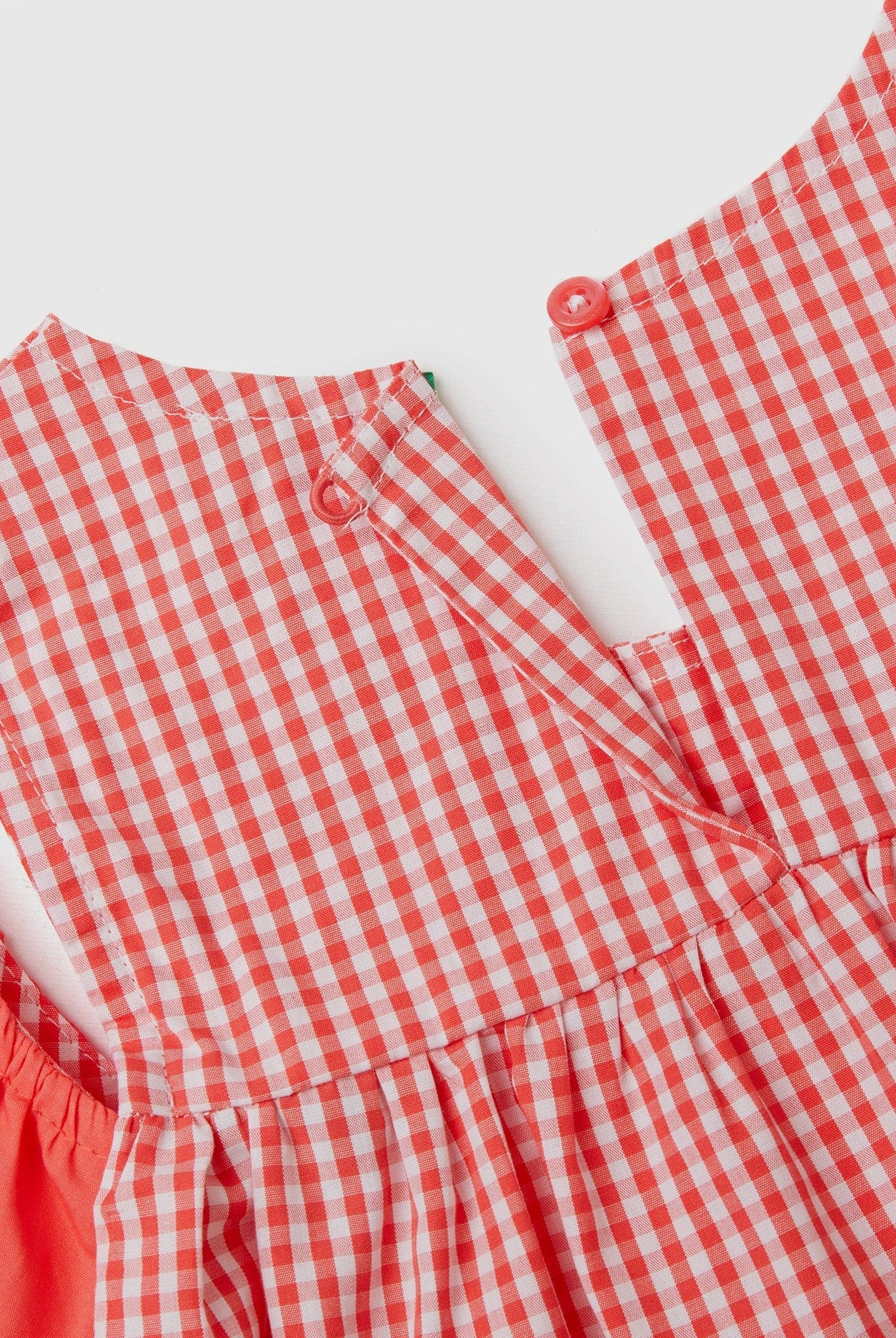 يونايتد كولورز اوف بينيتون بلوزة فيشي بأكمام كشكش بناتي