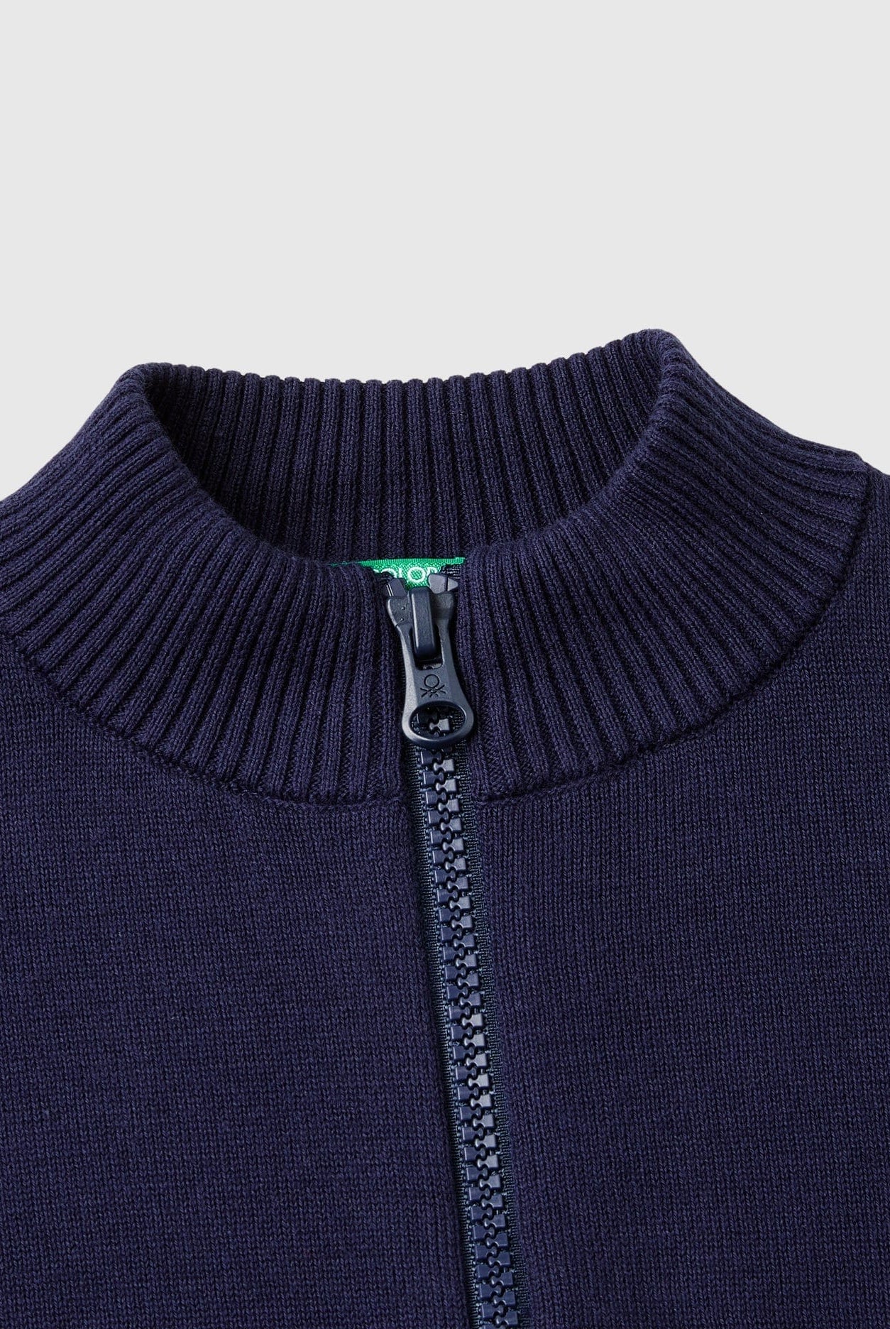 يونايتد كولورز اوف بينيتون كارديجان ولادي بسحاب وأكمام طويلة