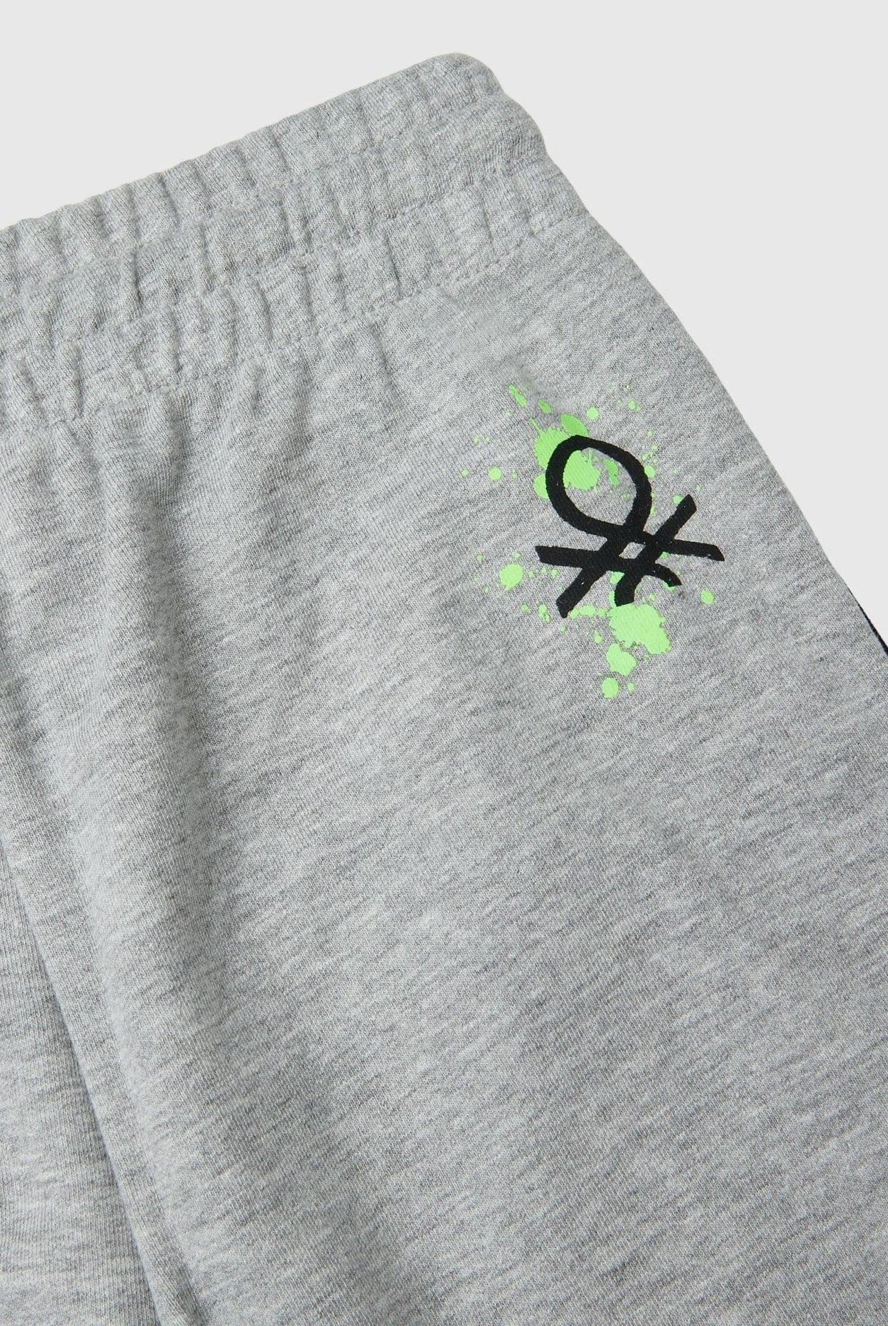 يونايتد كولورز اوف بينيتون بنطلون اولادي طويل برباط على الخصر وجيوب مدخلة على الجانبين