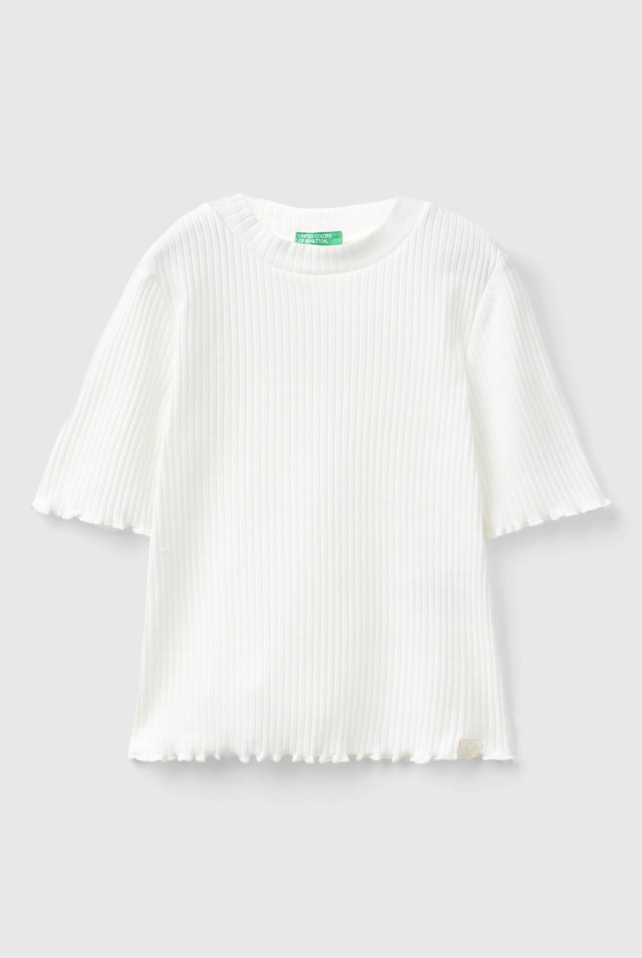 يونايتد كولورز اوف بينيتون تي شيرت بناتي بأكمام قصيرة ومضلعة وبياقة دائرية