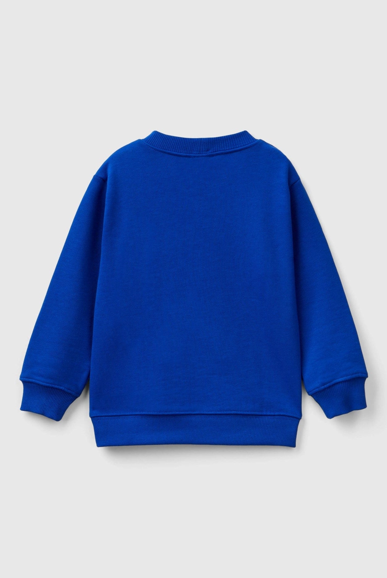 يونايتد كولورز اوف بينيتون سويت شيرت اولادي بياقة دائرية أكمام طويلة وطباعة أمامية