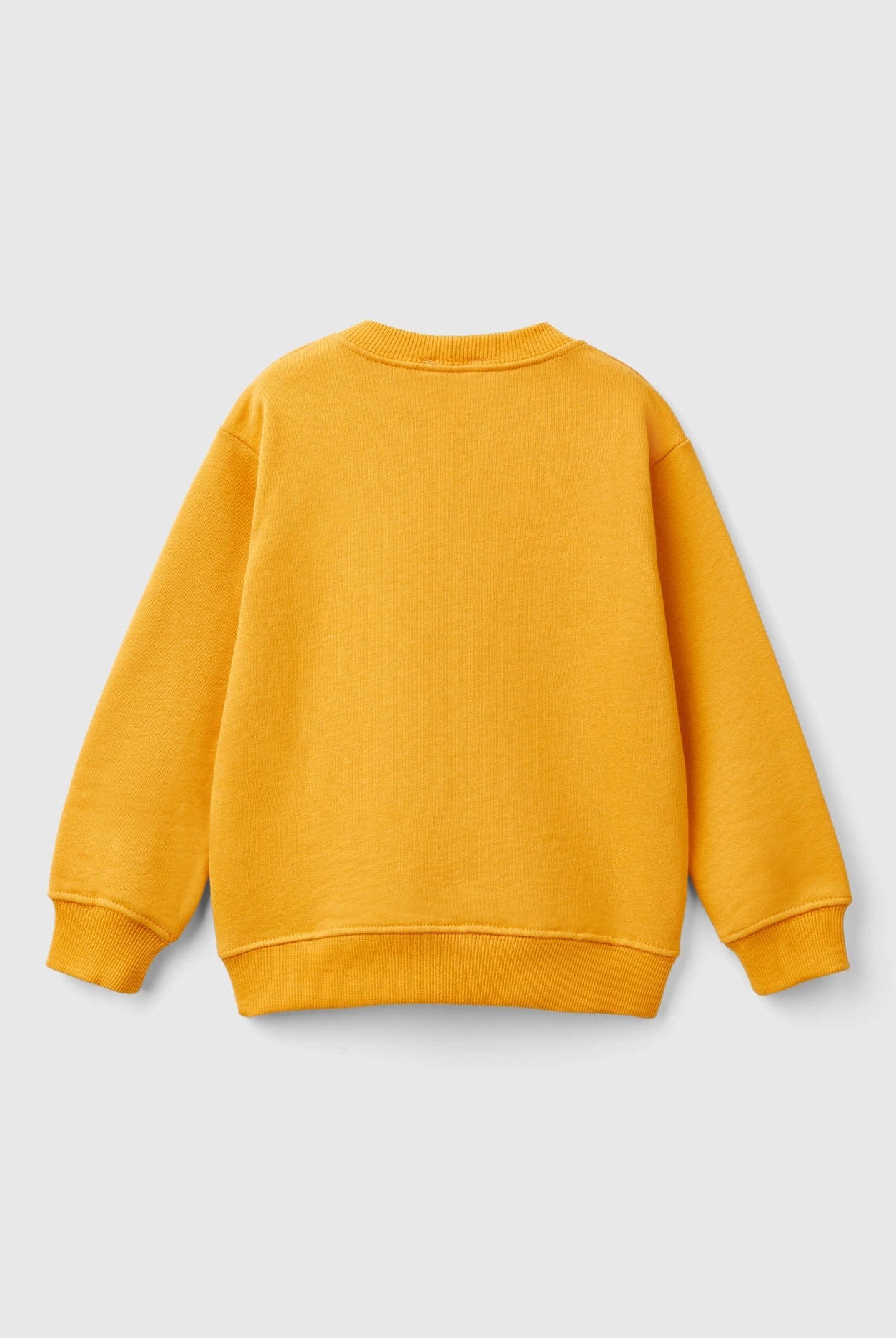 يونايتد كولورز اوف بينيتون سويت شيرت اولادي بياقة دائرية أكمام طويلة وطباعة أمامية