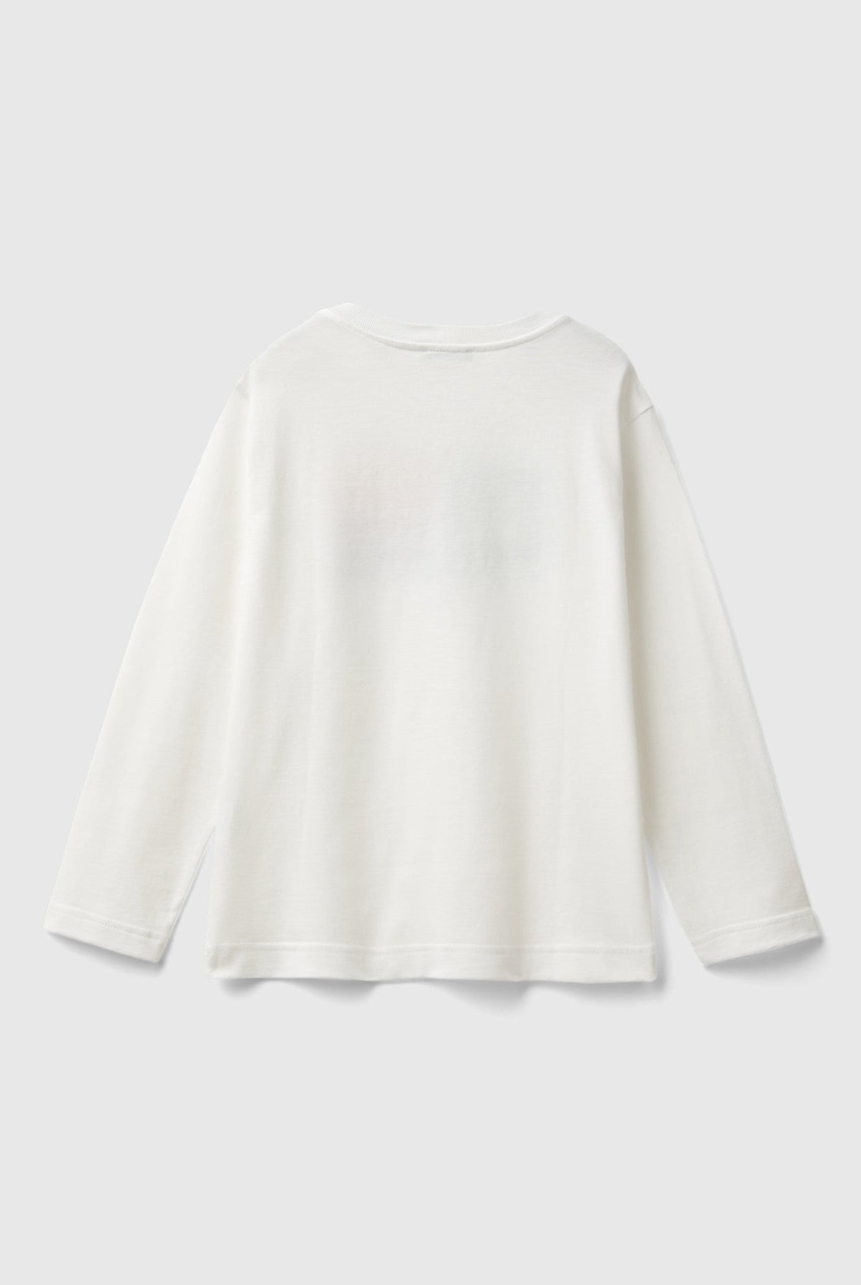 يونايتد كولورز اوف بينيتون تي شيرت اولادي بأكمام طويلة وياقة دائرية من قطن عضوي نقي