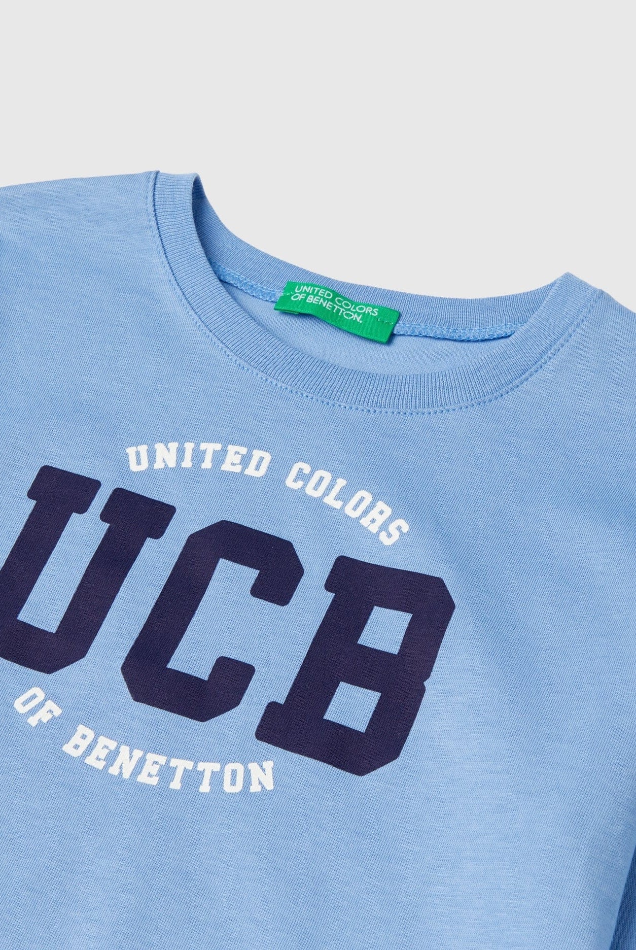 يونايتد كولورز اوف بينيتون تي شيرت اولادي بأكمام طويلة وياقة دائرية من قطن عضوي نقي