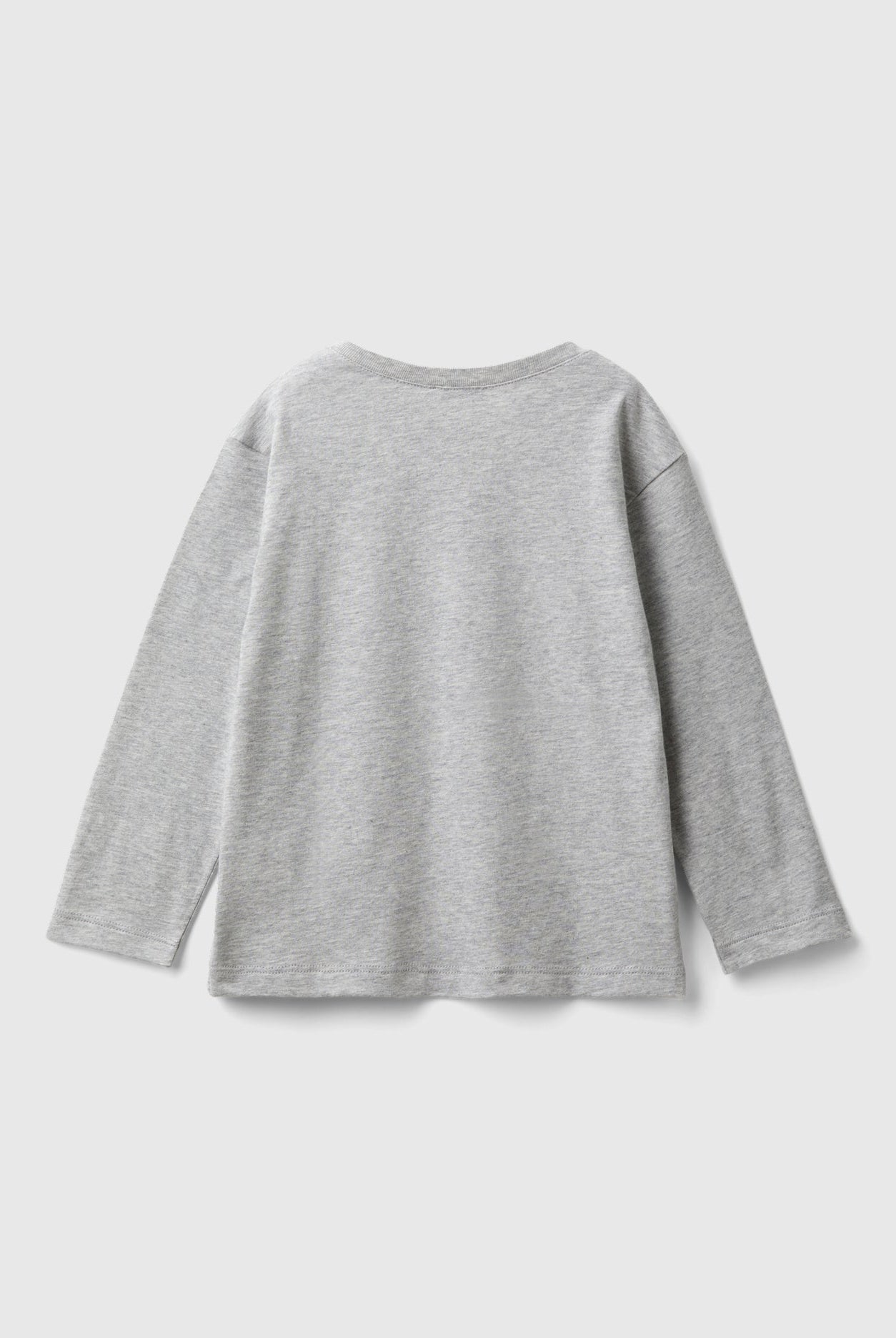 يونايتد كولورز اوف بينيتون تي شيرت اولادي بأكمام طويلة وياقة دائرية من قطن عضوي نقي