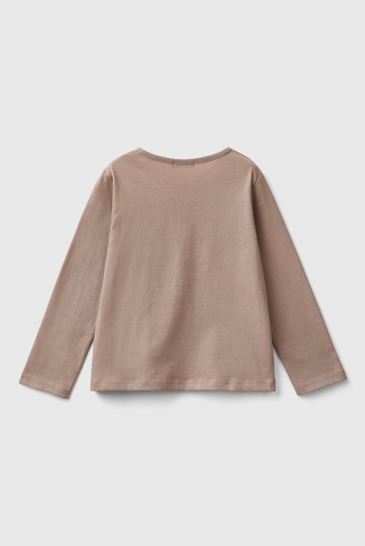 يونايتد كولورز اوف بينيتون تي شيرت بناتي بأكمام طويلة وياقة دائرية بزخارف بشكل بتلات الزهور