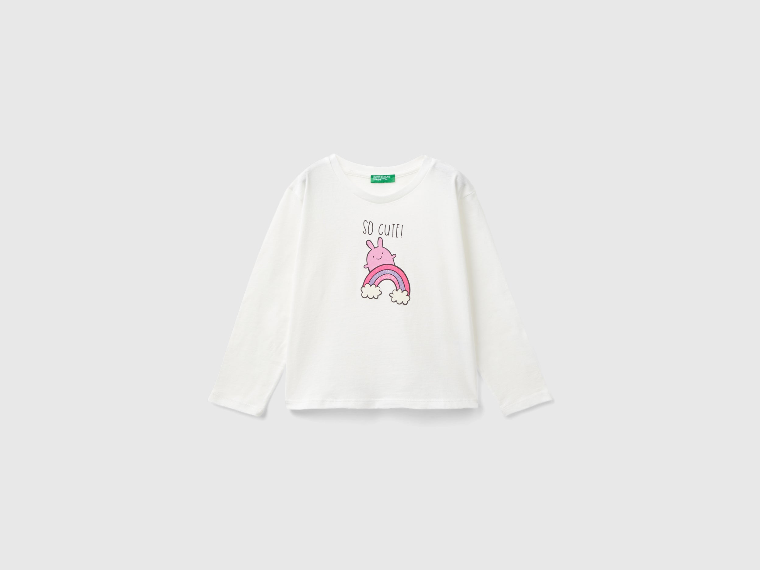 يونايتد كولورز اوف بينيتون تي شيرت بناتي بأكمام طويلة وياقة دائرية مزين بطباعة على الصدر