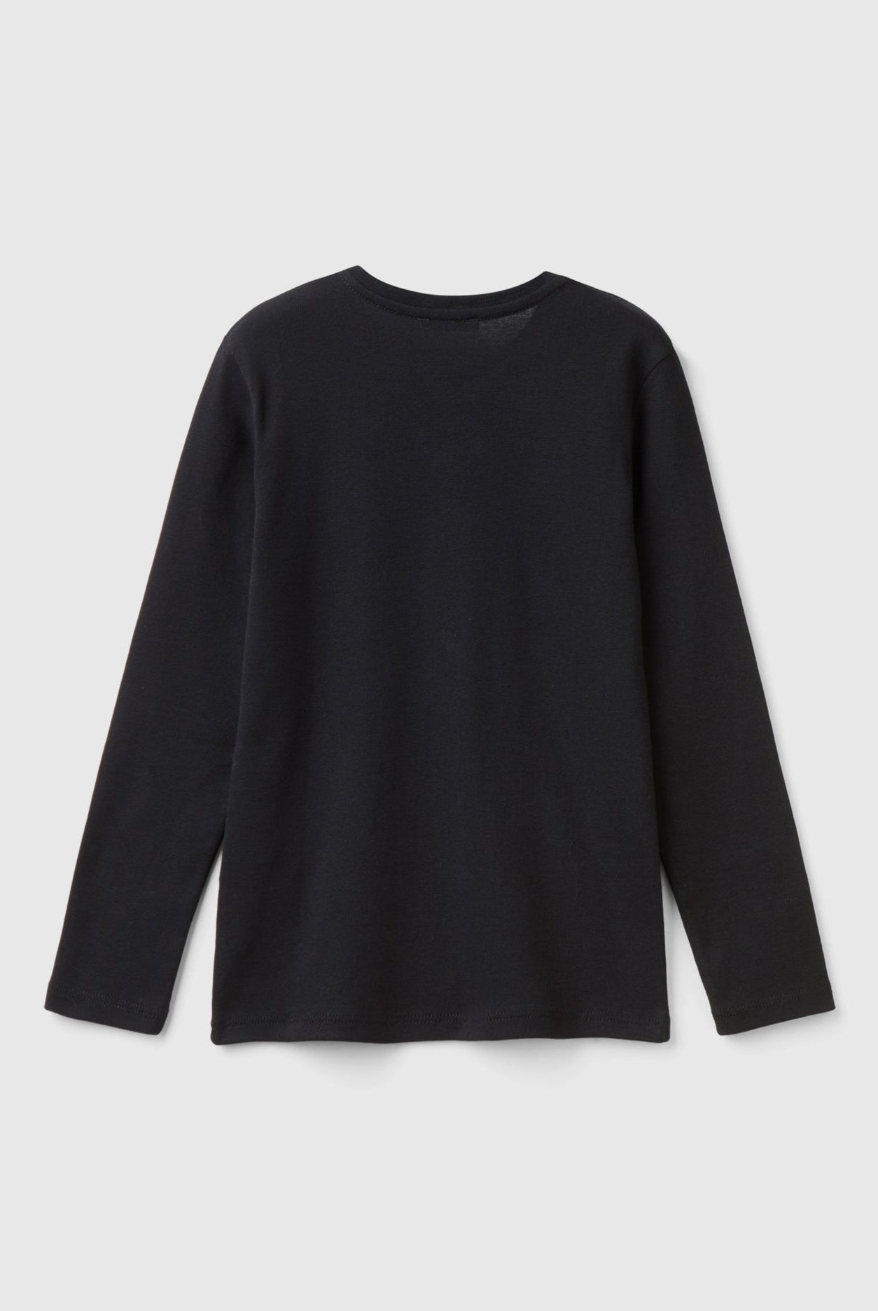 يونايتد كولورز اوف بينيتون تي شيرت بناتي بياقة دائرية كم طويل مع شعار على الصدر