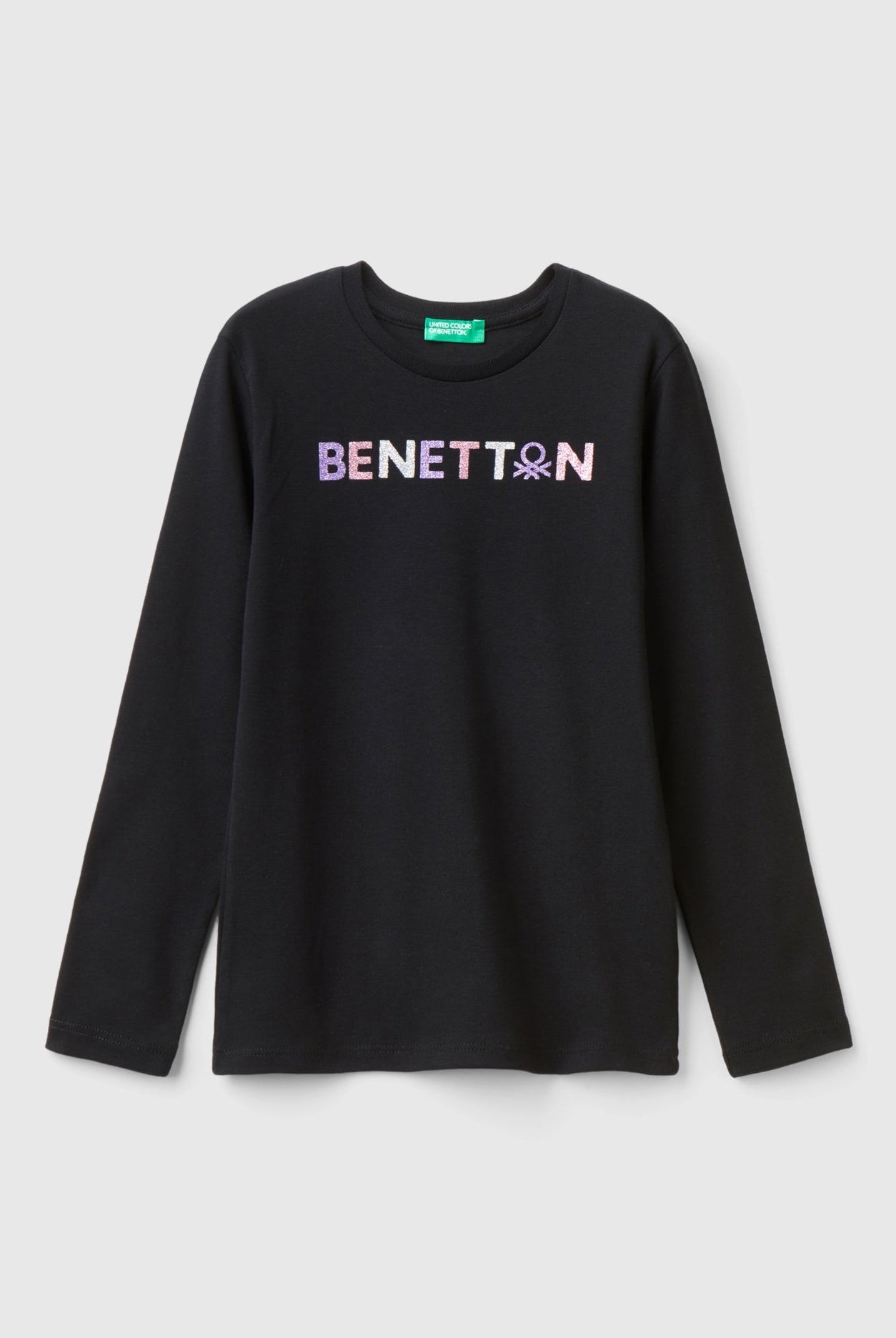 يونايتد كولورز اوف بينيتون تي شيرت بناتي بياقة دائرية كم طويل مع شعار على الصدر