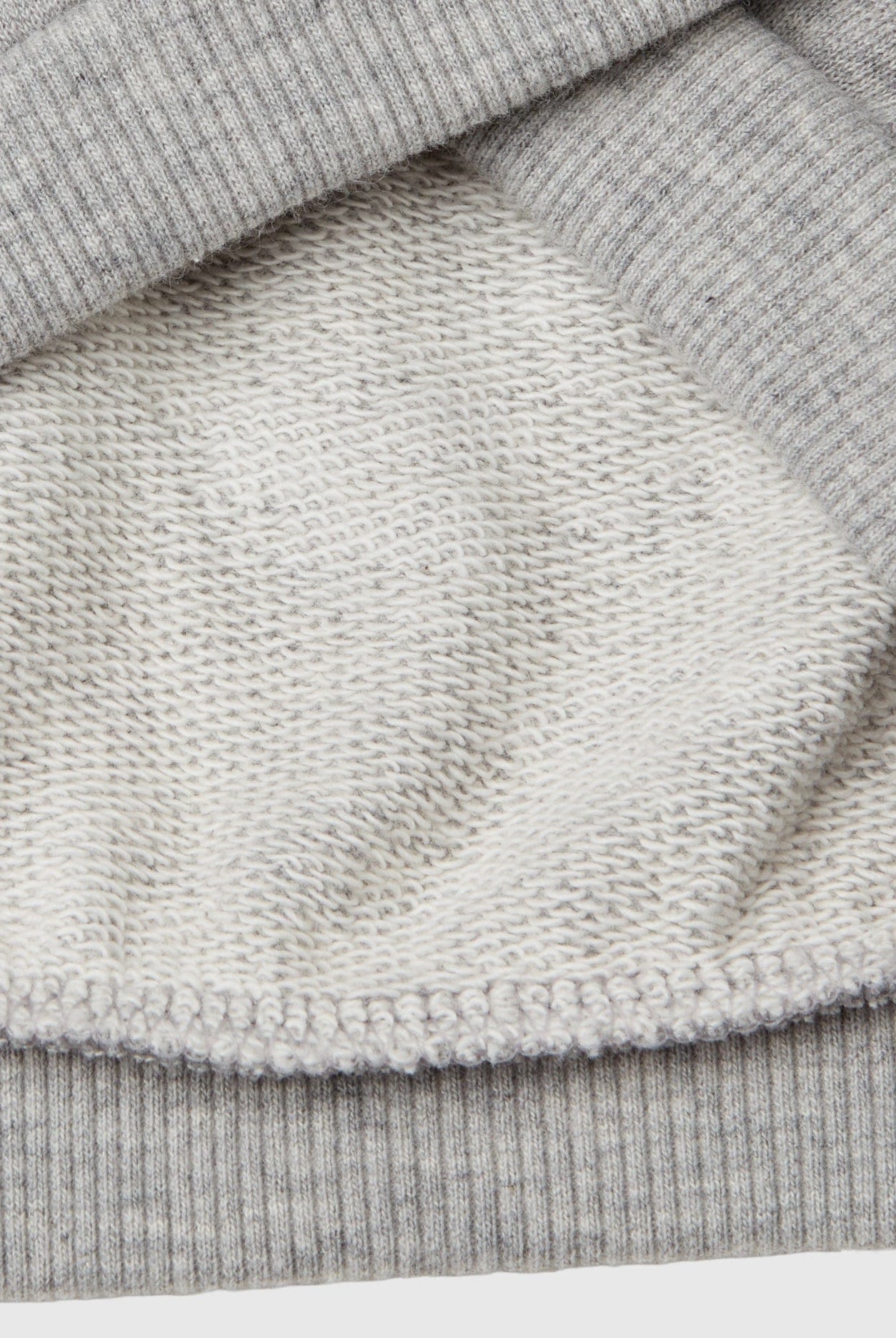 يونايتد كولورز اوف بينيتون سويت شيرت بناتي بغطاء رأس وأكمام طويلة واسعة مع شعار أمامي