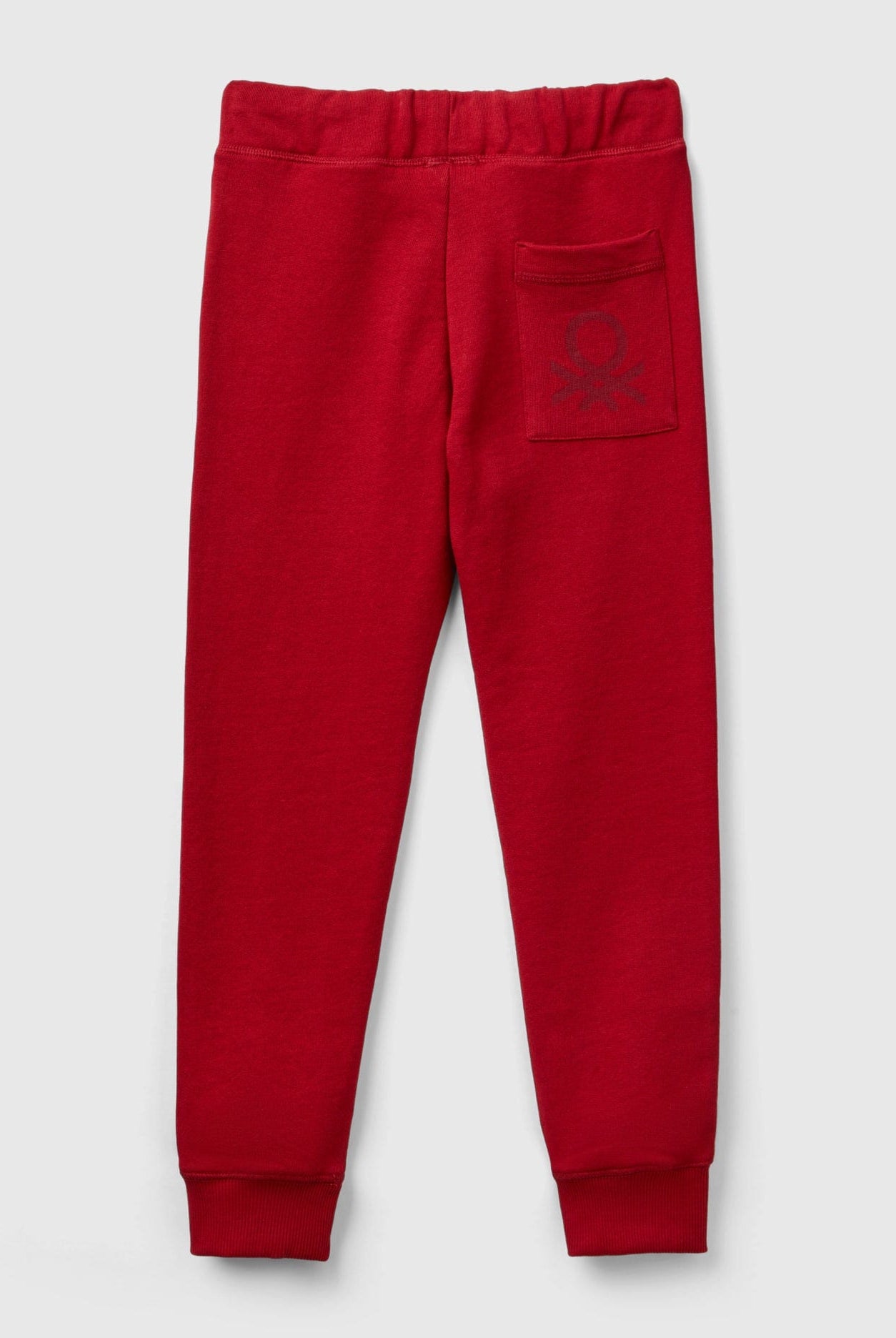 يونايتد كولورز اوف بينيتون بنطلون رياضي ولادي مع شعار مطبوع رياضي