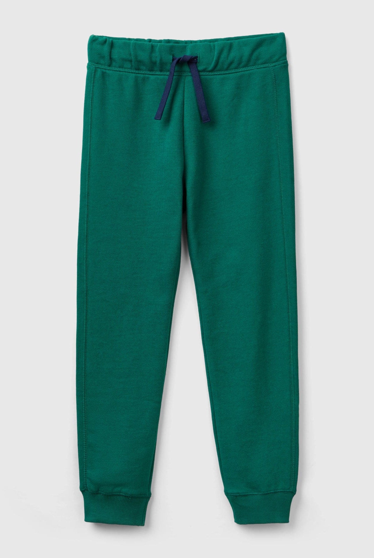 يونايتد كولورز اوف بينيتون بنطلون رياضي ولادي مع شعار مطبوع رياضي