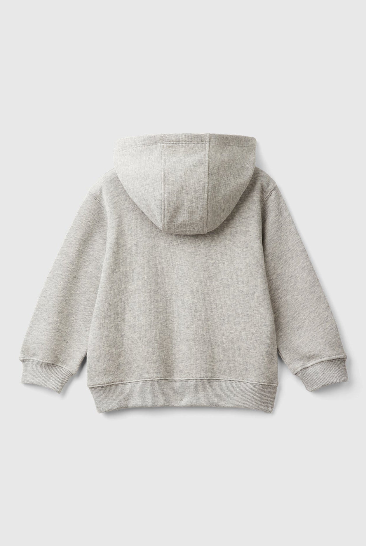 يونايتد كولورز اوف بينيتون هودي اولادي أكمام طويلة وبشعار على الصدر وجيوب أمامية