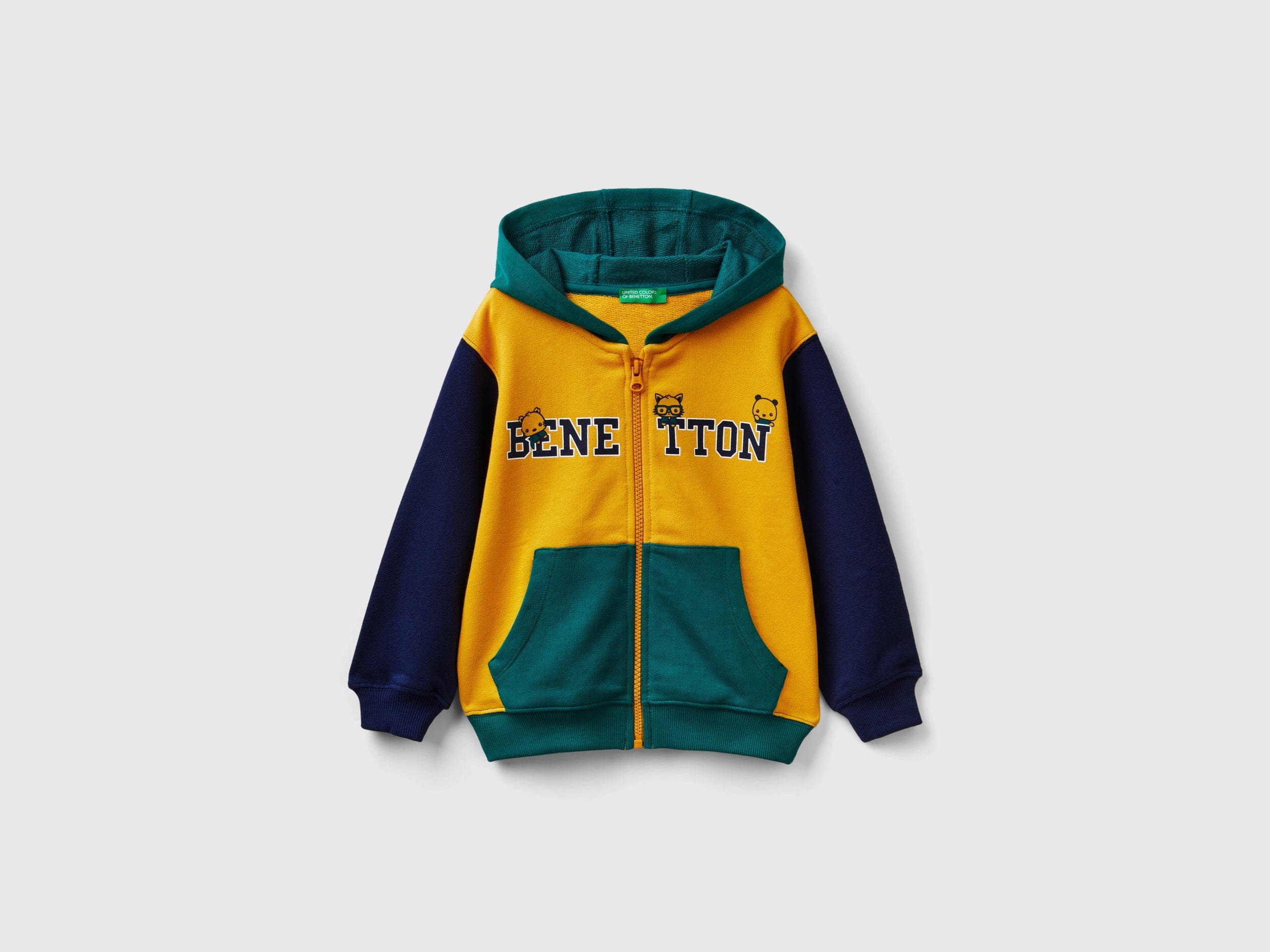 يونايتد كولورز اوف بينيتون هودي اولادي أكمام طويلة وبشعار على الصدر وجيوب أمامية