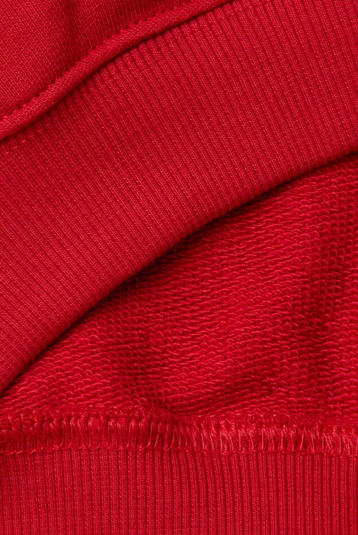 يونايتد كولورز اوف بينيتون سويت شيرت اولادي بياقة دائرية كم طويل مع شعار على الصدر