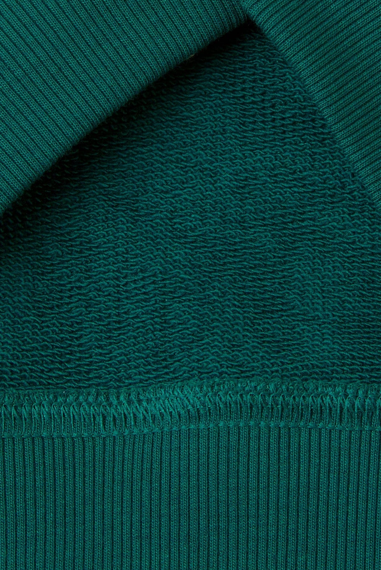 يونايتد كولورز اوف بينيتون سويت شيرت اولادي بياقة دائرية كم طويل مع شعار على الصدر