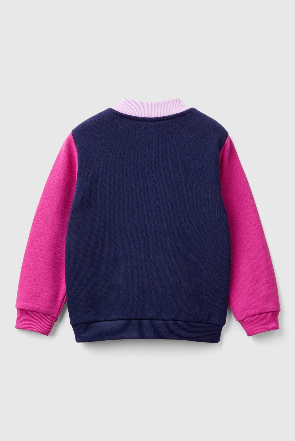 يونايتد كولورز اوف بينيتون سويت شيرت بناتي بأكمام طويلة بسحاب وشعار على الصدر