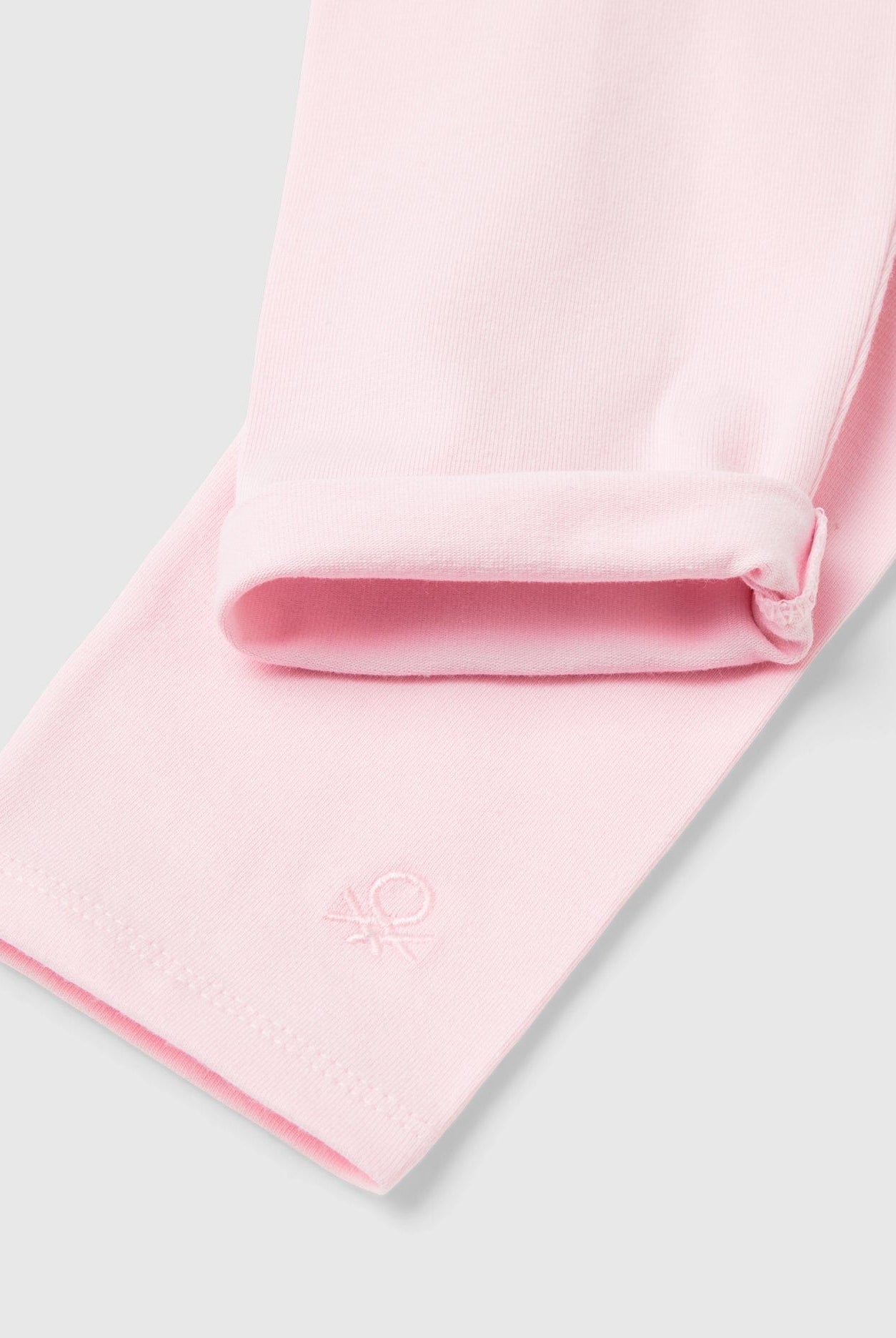 يونايتد كولورز اوف بينيتون بنطلون ليقنز بناتي قطن مرن مع شعار مطرز