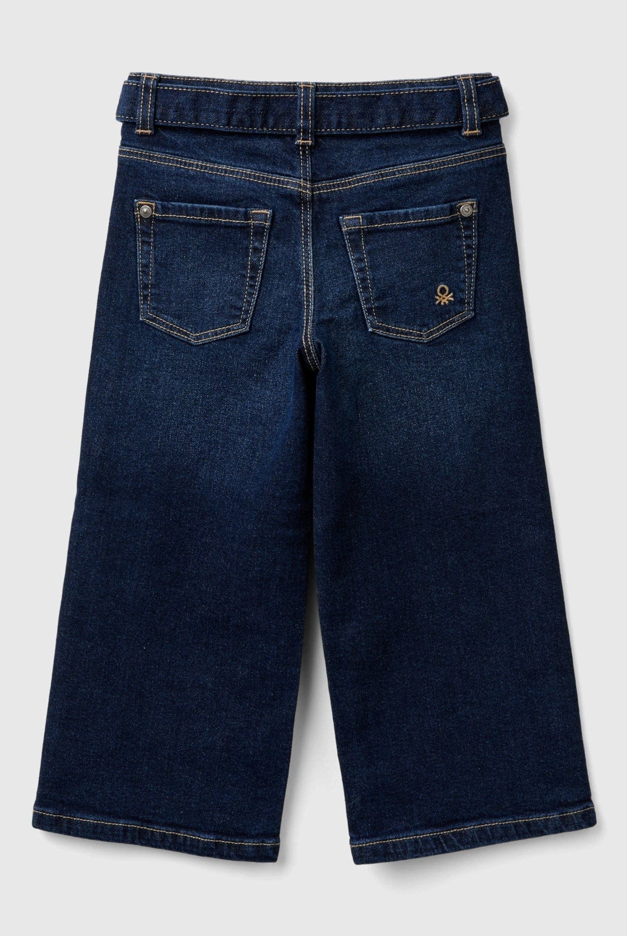 يونايتد كولورز اوف بينيتون بنطلون جينز بناتي طويل واسع ب حزام على الخصر ب خمس جيوب