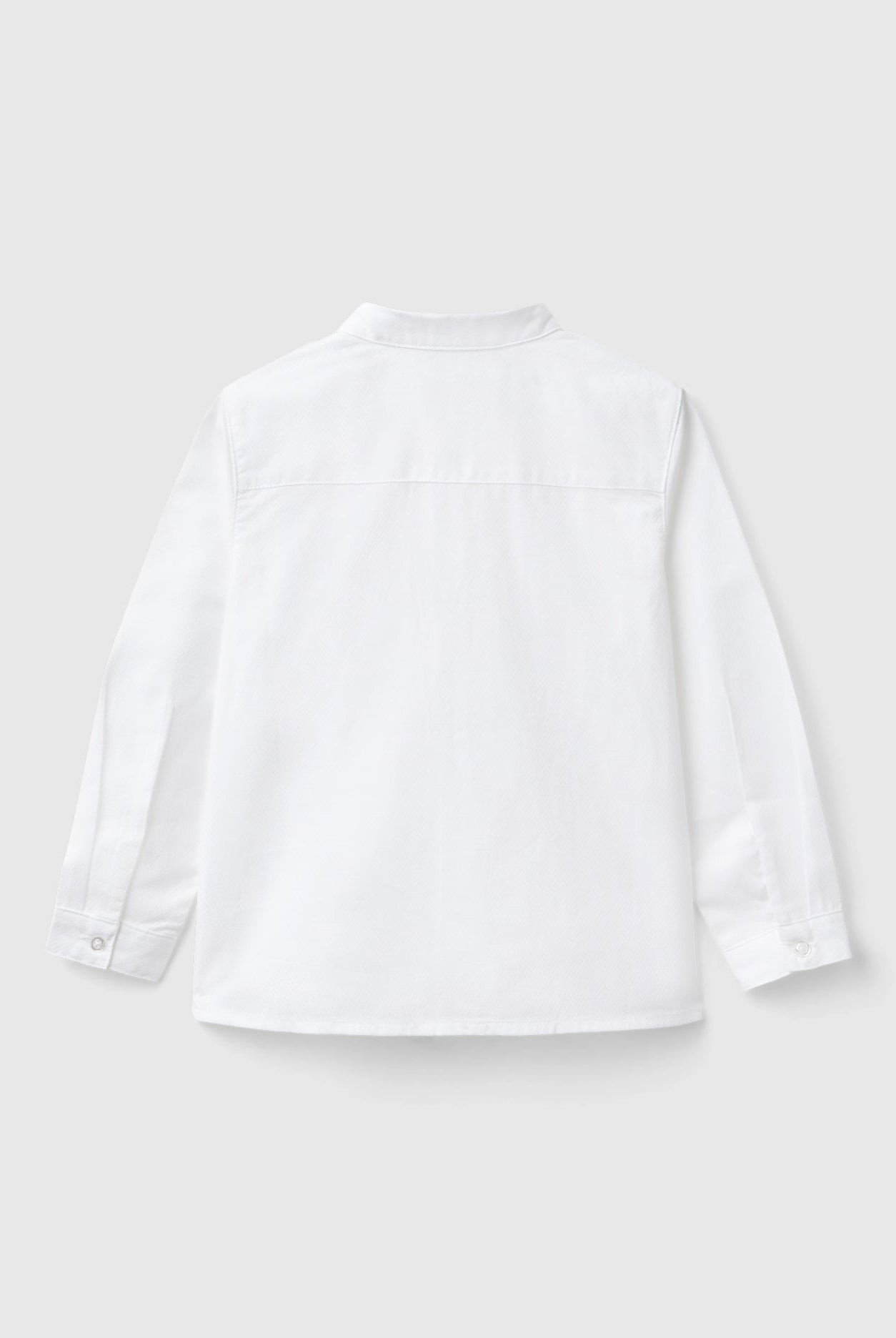 يونايتد كولورز اوف بينيتون قميص ولادي قطني طويل الأكمام ياقة كلاسيكية بأزرار أمامية