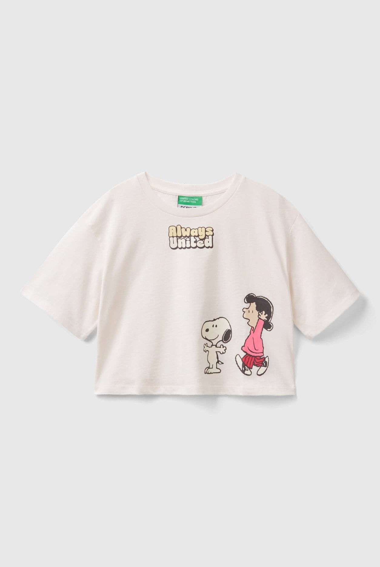 يونايتد كولورز اوف بينيتون تيشيرت مزين بطبعة الفول السوداني من الأمام والخلف بناتي