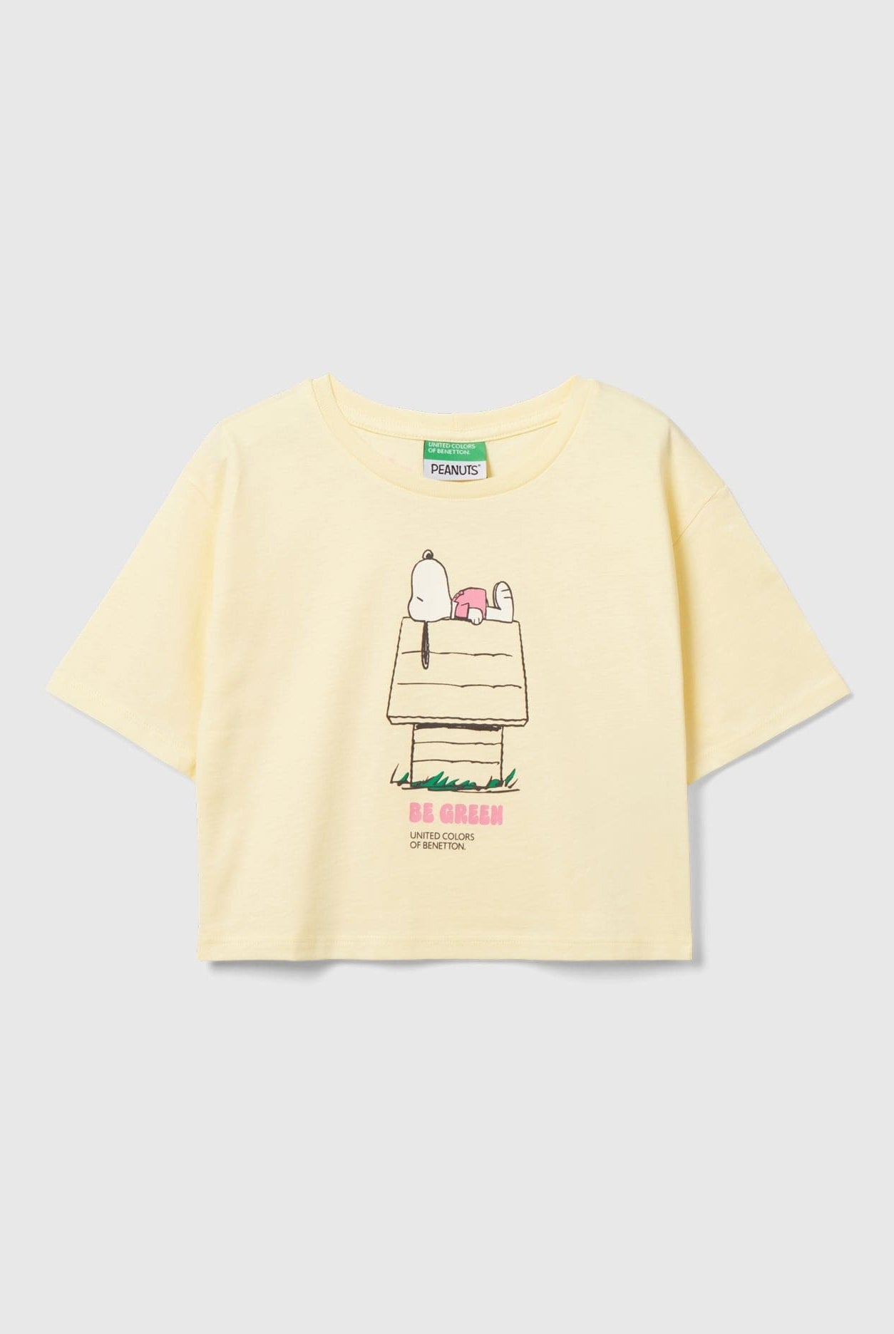 يونايتد كولورز اوف بينيتون تيشيرت مزين بطبعة الفول السوداني من الأمام والخلف بناتي