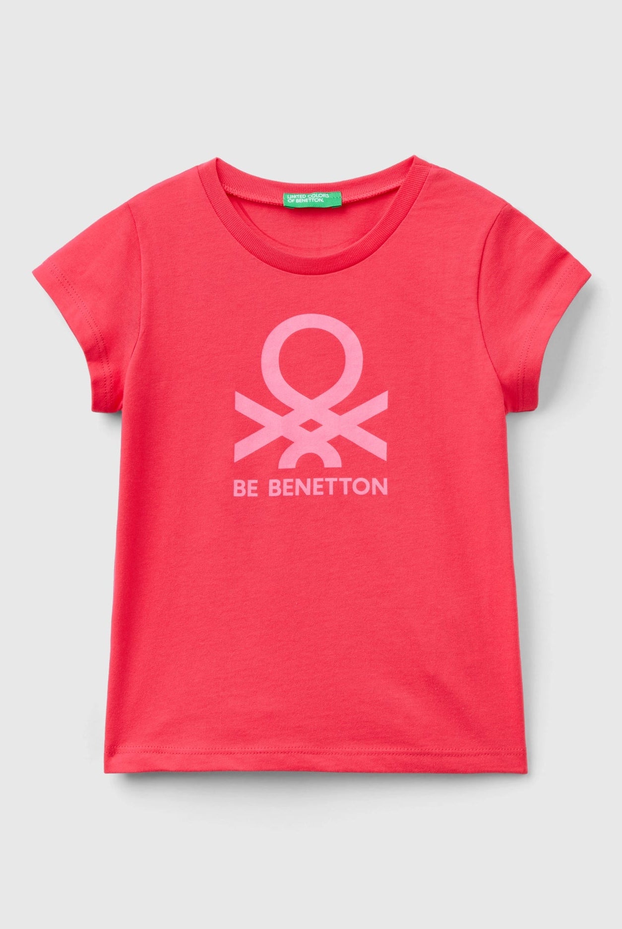 يونايتد كولورز اوف بينيتون تيشيرت قطن 100% مطبوع نص كم بناتي