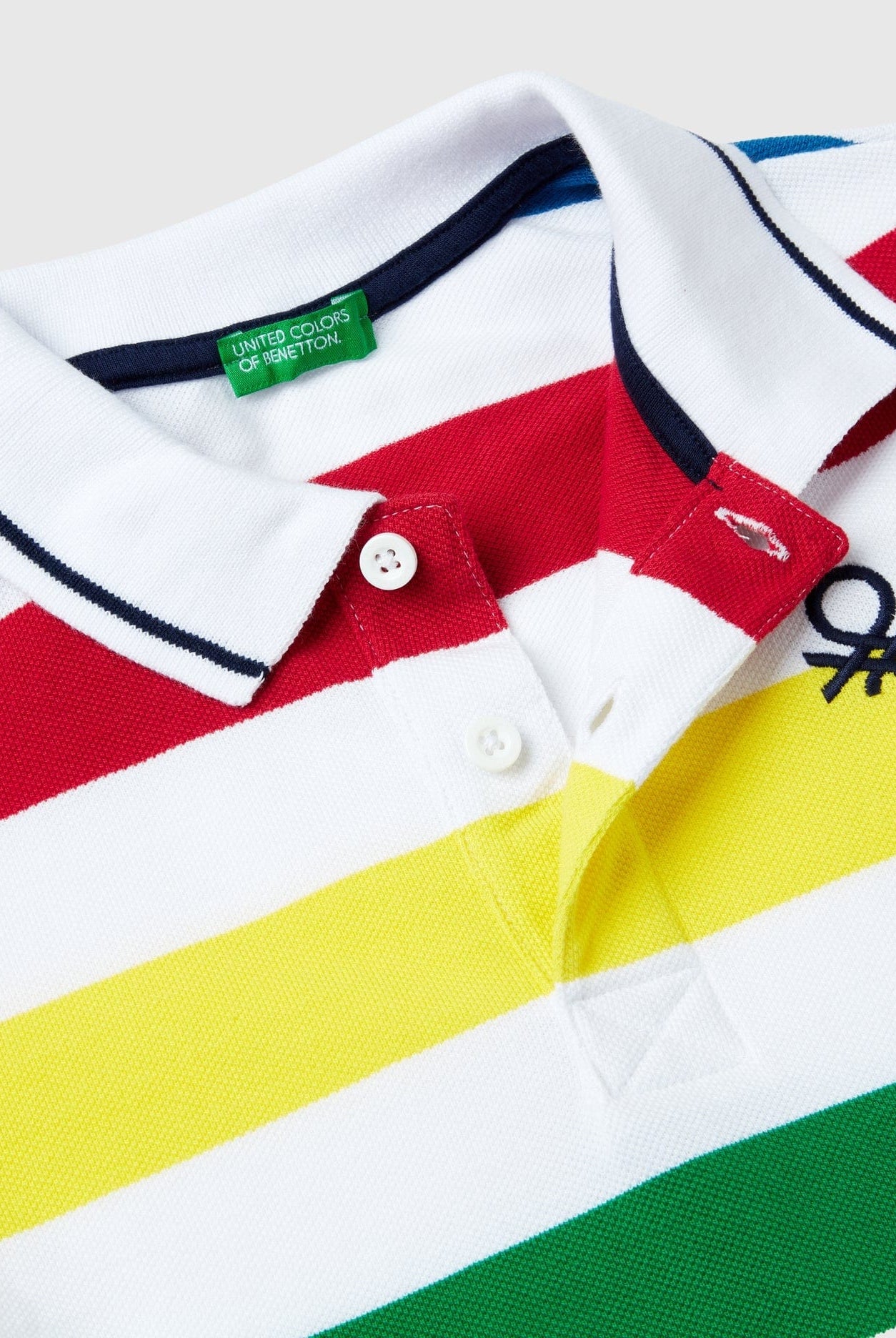 يونايتد كولورز اوف بينيتون قميص بولو بأكمام قصيرة وخطوط أطفالي