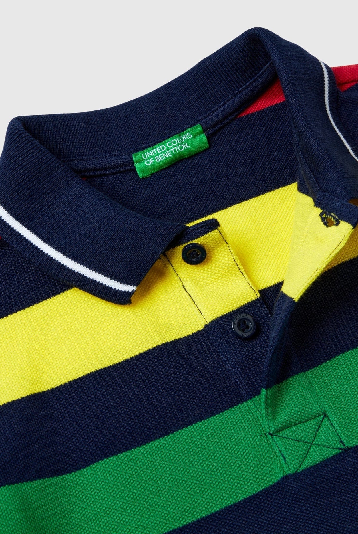 يونايتد كولورز اوف بينيتون قميص بولو بأكمام قصيرة وخطوط أطفالي