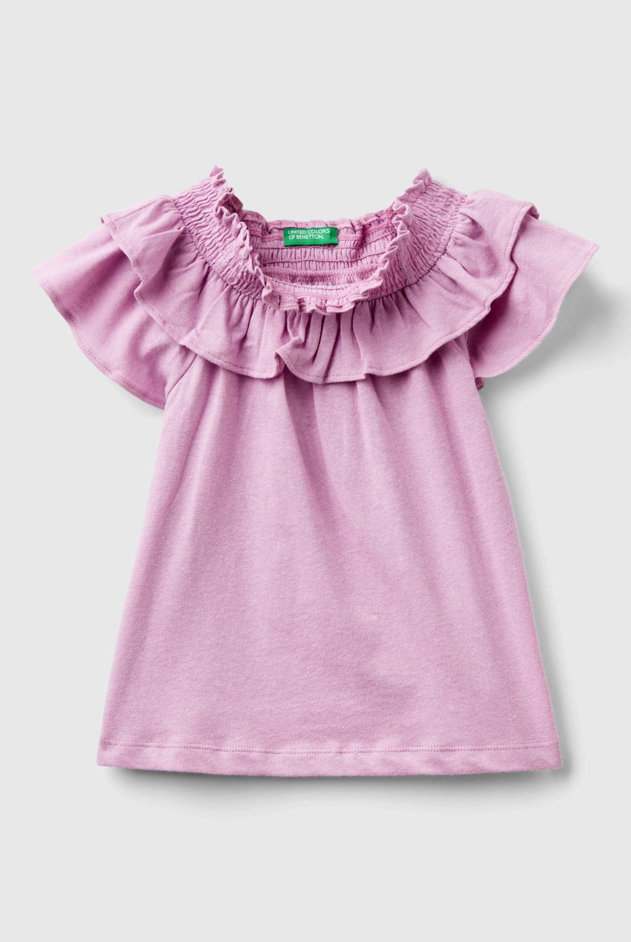 يونايتد كولورز اوف بينيتون تي شيرت بناتي بقصة واسعة ورقبة واسعة مزينة بكشكش