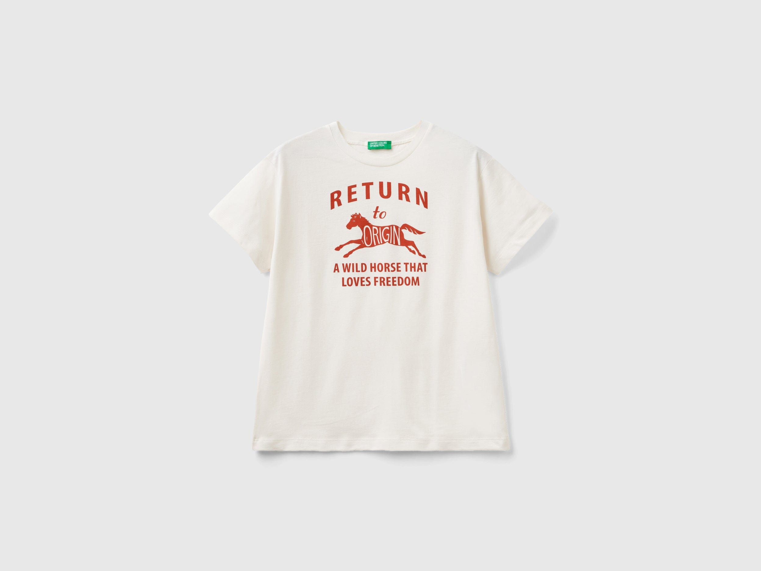 يونايتد كولورز اوف بينيتون تي شيرت بطباعة من القطن نص كم أطفالي