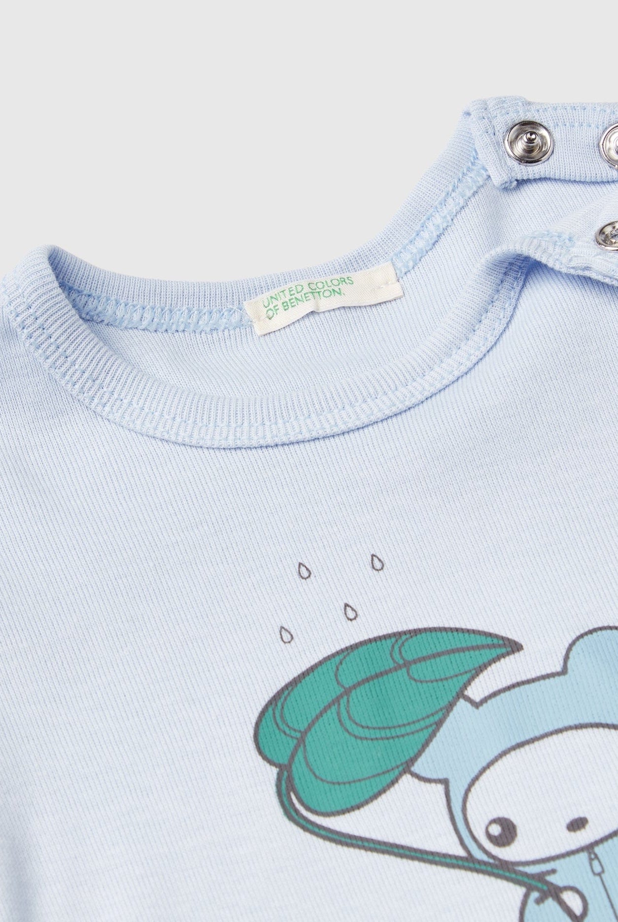 يونايتد كولورز اوف بينيتون تي شيرت من القطن العضوي 100% بطبعة امامية رضع أطفال