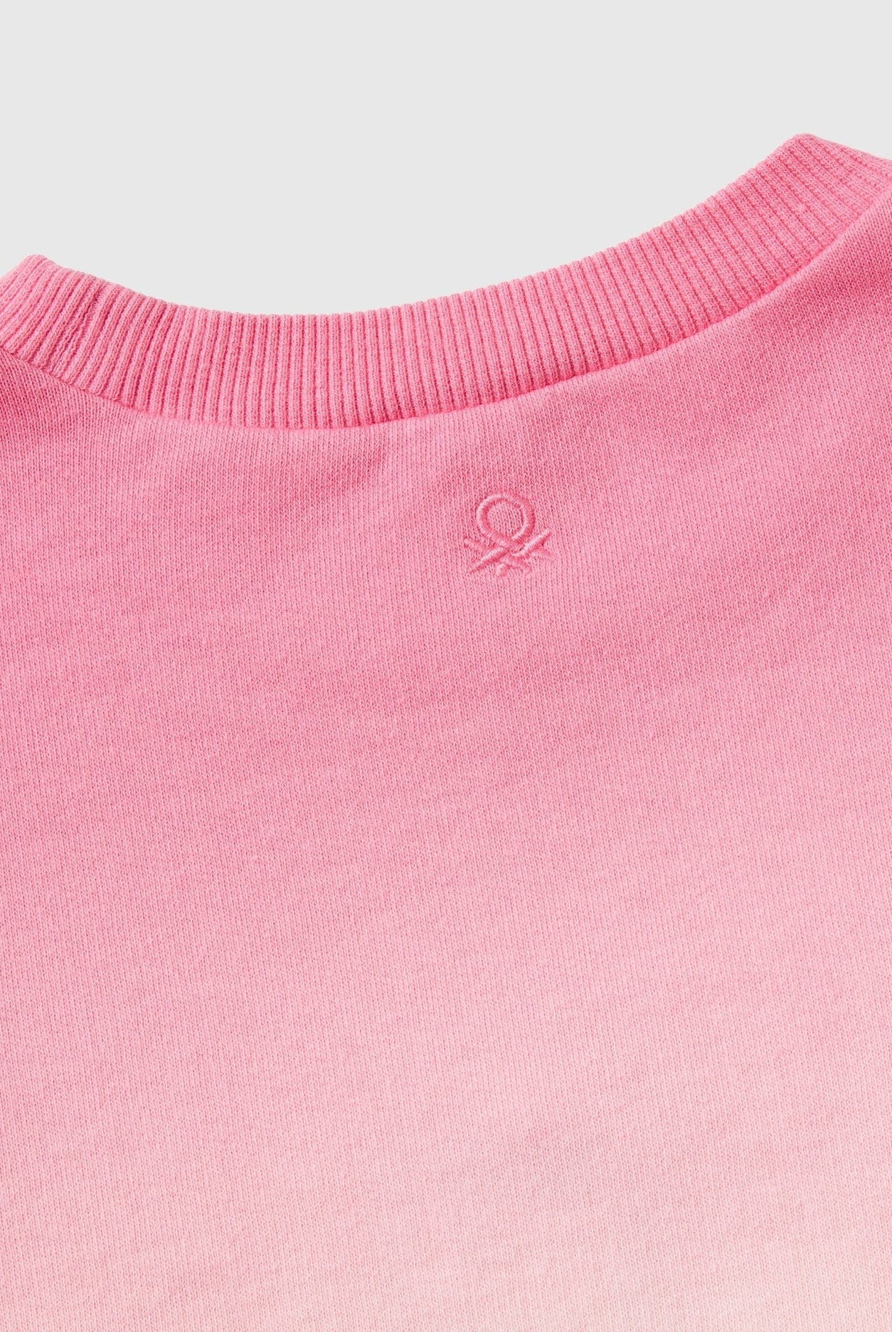 يونايتد كولورز اوف بينيتون جاكيت بناتي برقبة دائرية الوان مدرجه قطن 100%