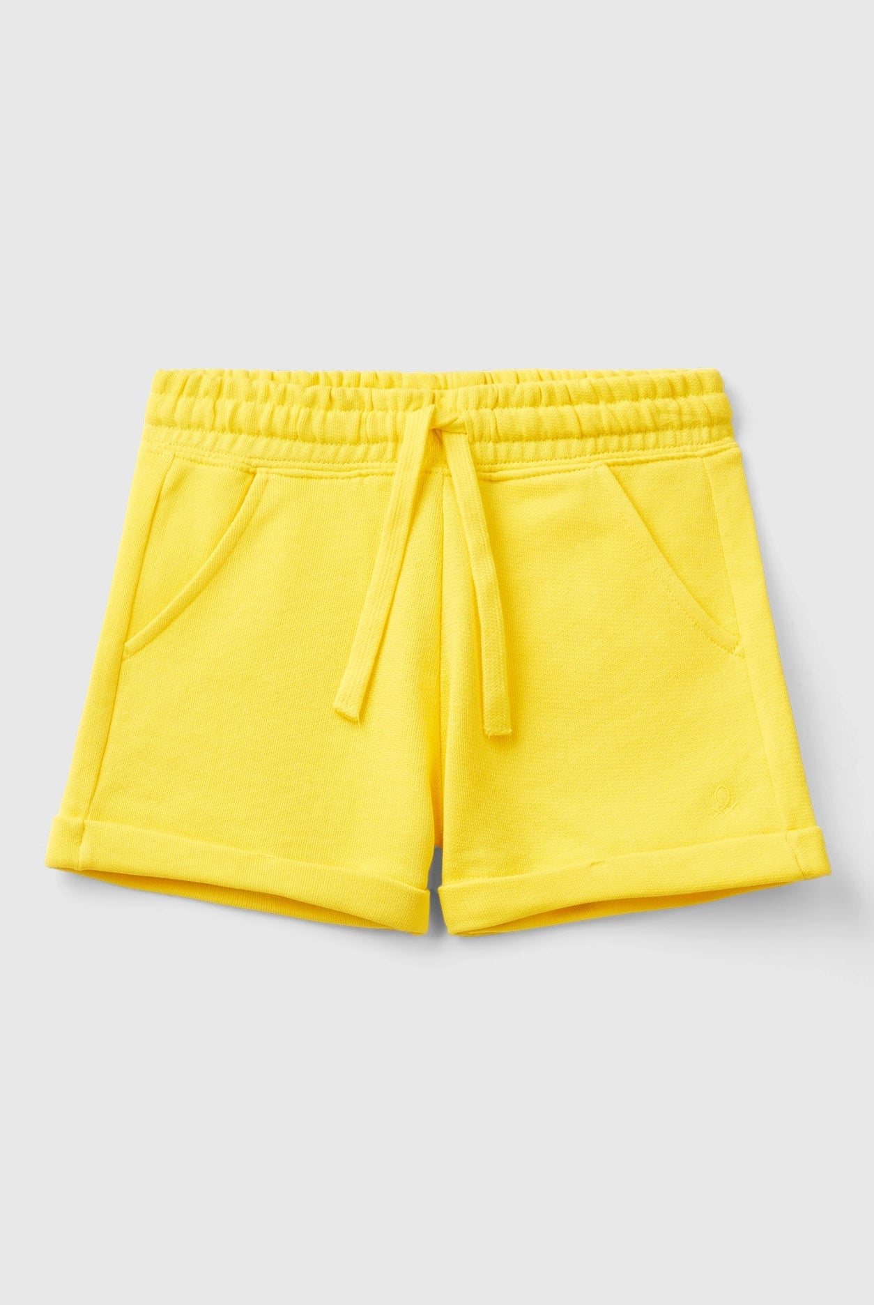 يونايتد كولورز اوف بينيتون شورت بناتي مصنوع من القطن بنسبة 100%