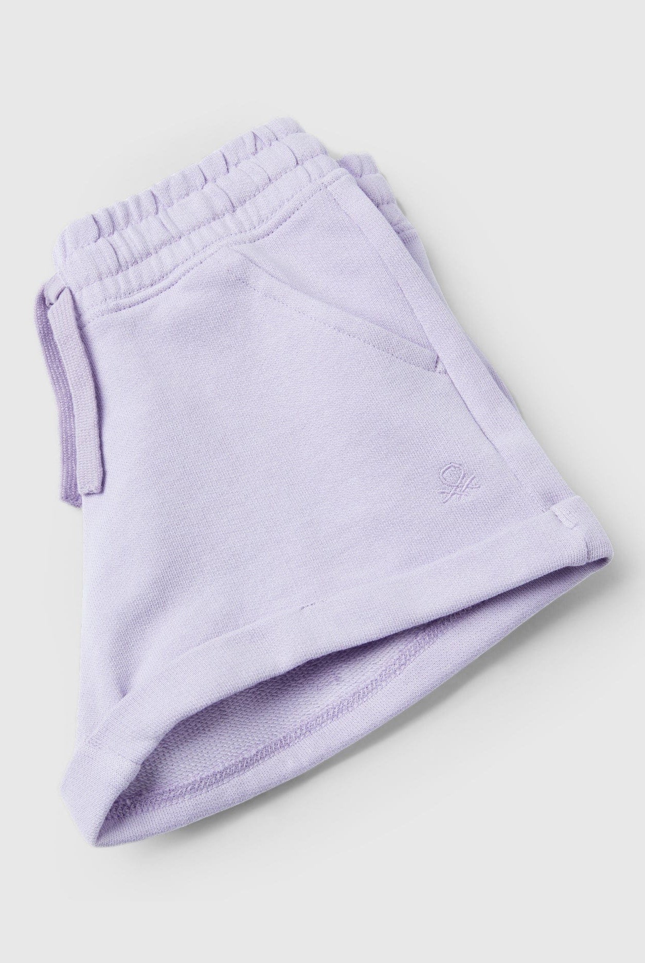 يونايتد كولورز اوف بينيتون شورت بناتي مصنوع من القطن بنسبة 100%