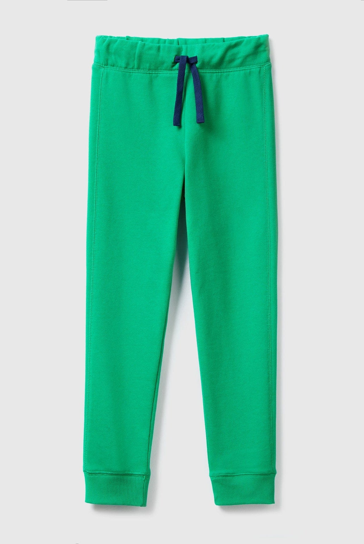 يونايتد كولورز اوف بينيتون بنطلون ولادي سادة واسع برباط