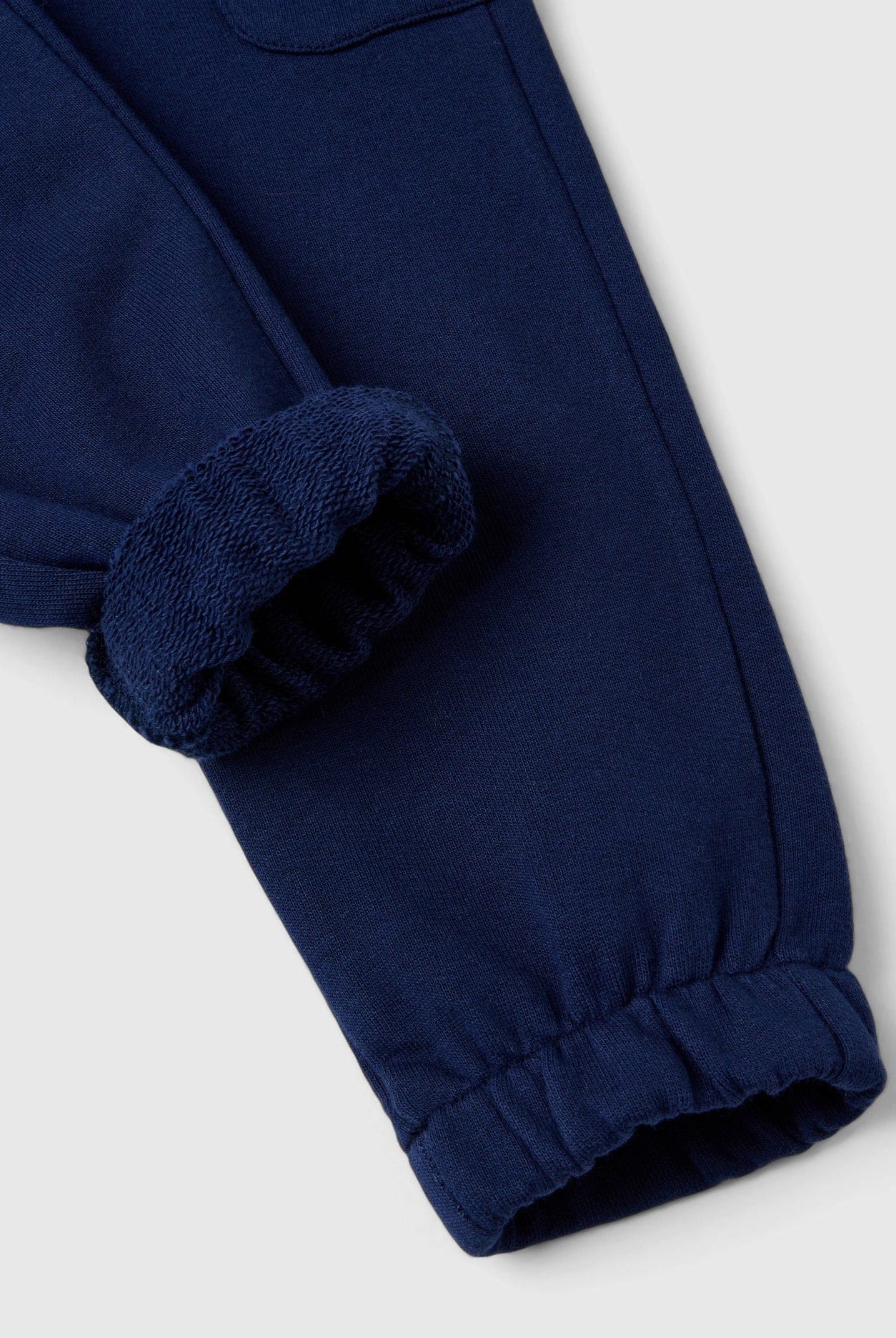 يونايتد كولورز اوف بينيتون بنطلون كارجو رياضي بجيوب ولادي