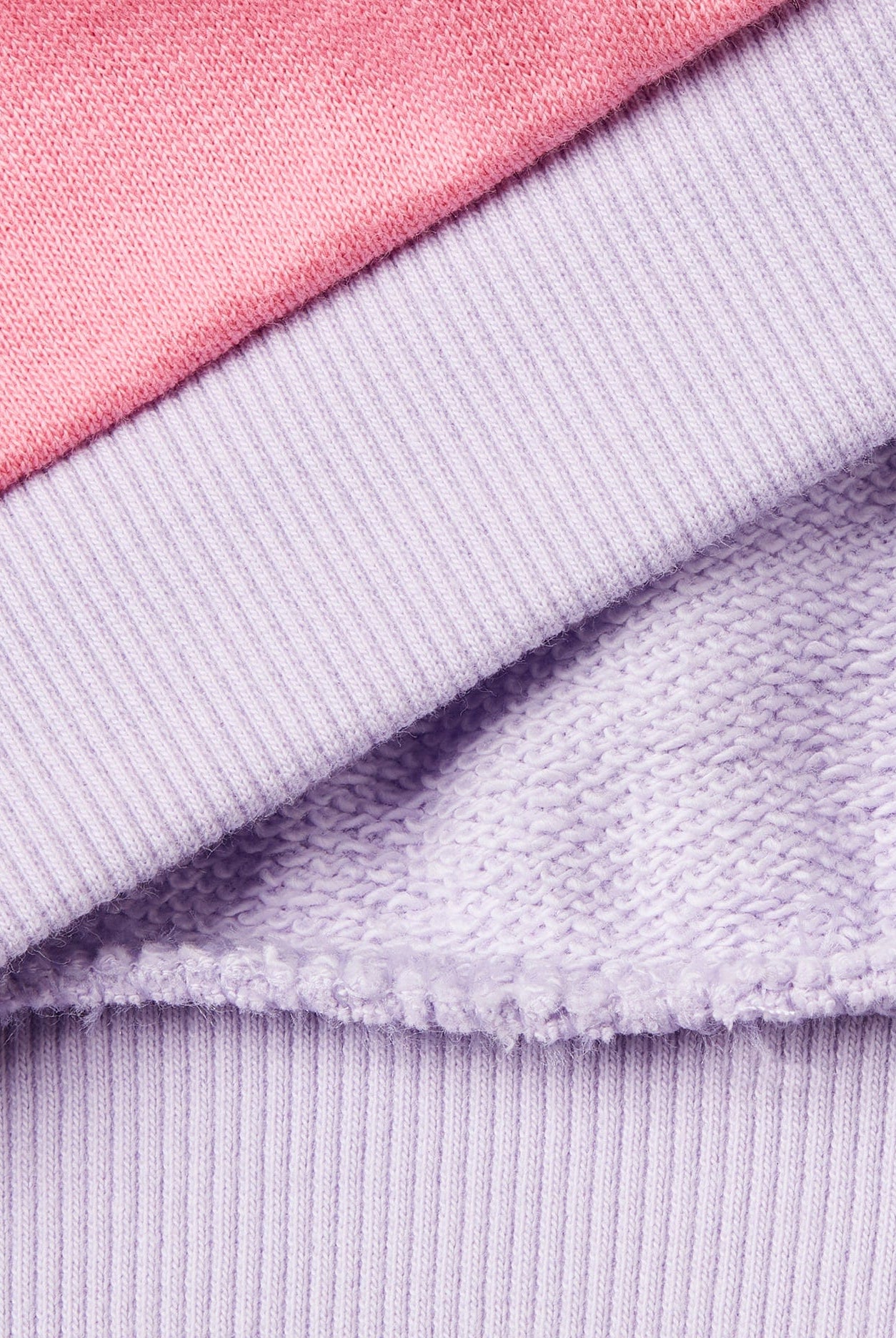 يونايتد كولورز اوف بينيتون سويت شيرت قطن عضوي 100% بشعار بناتي