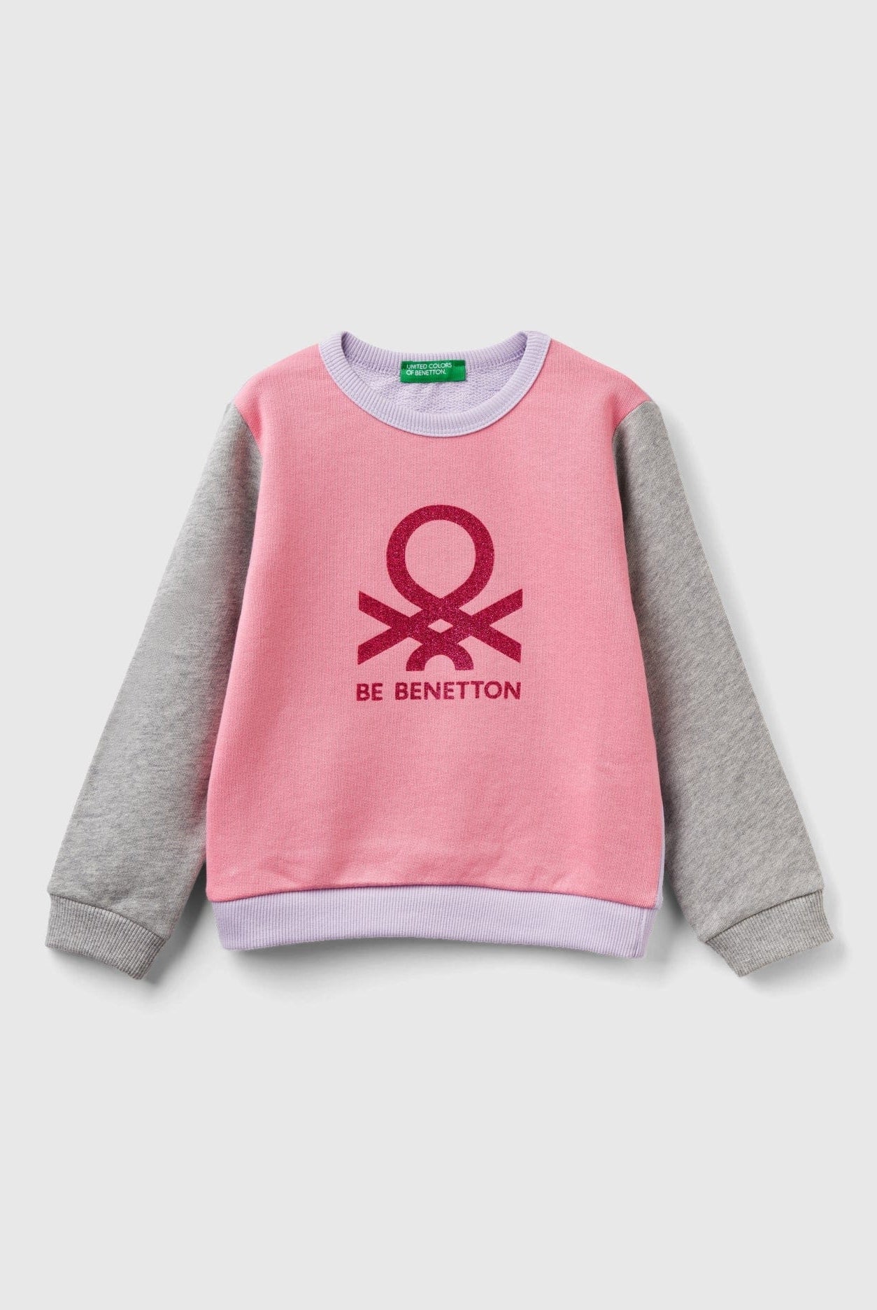 يونايتد كولورز اوف بينيتون سويت شيرت قطن عضوي 100% بشعار بناتي