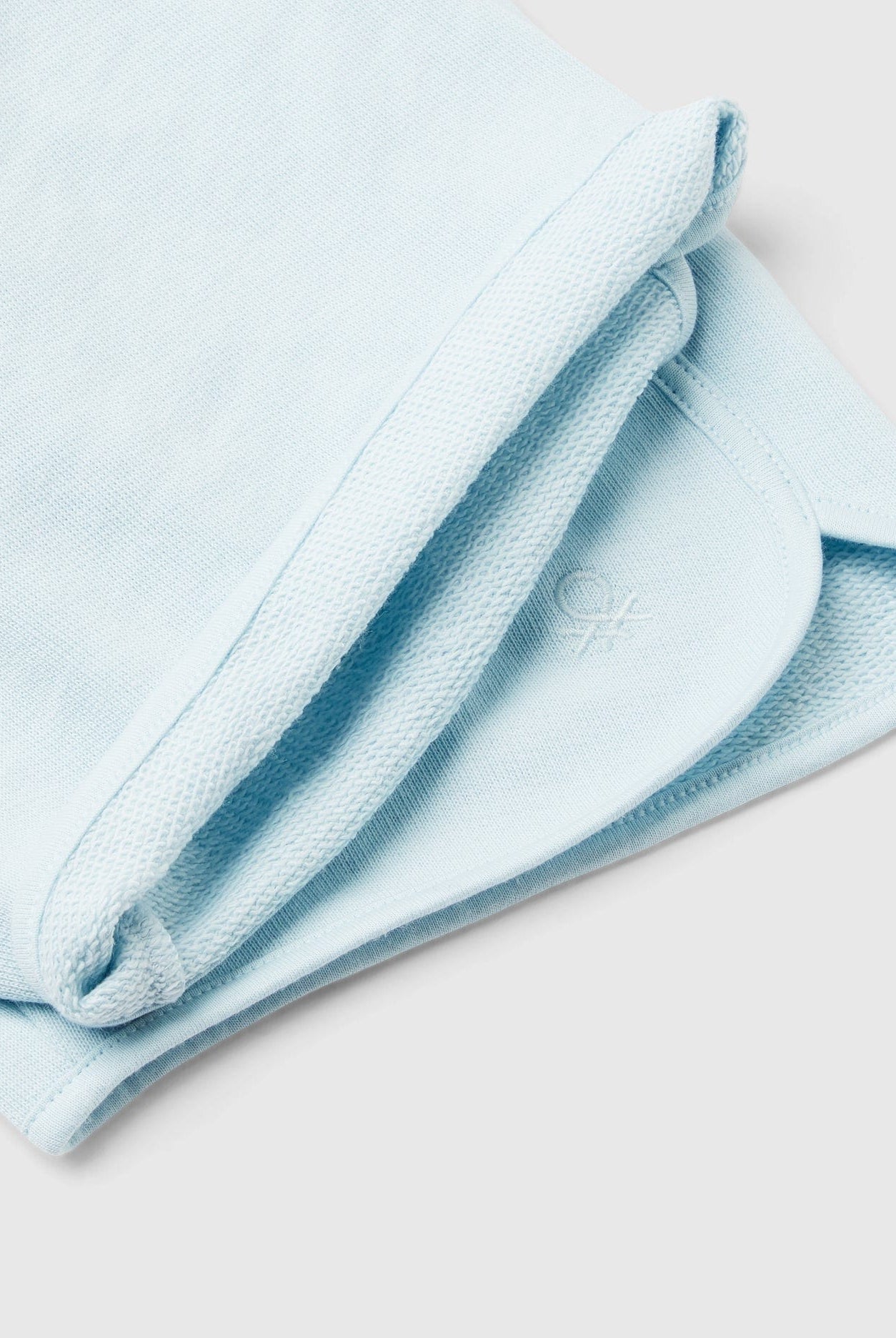 يونايتد كولورز اوف بينيتون شورت قطن عضوي 100% سادة برباط لون موحد بناتي